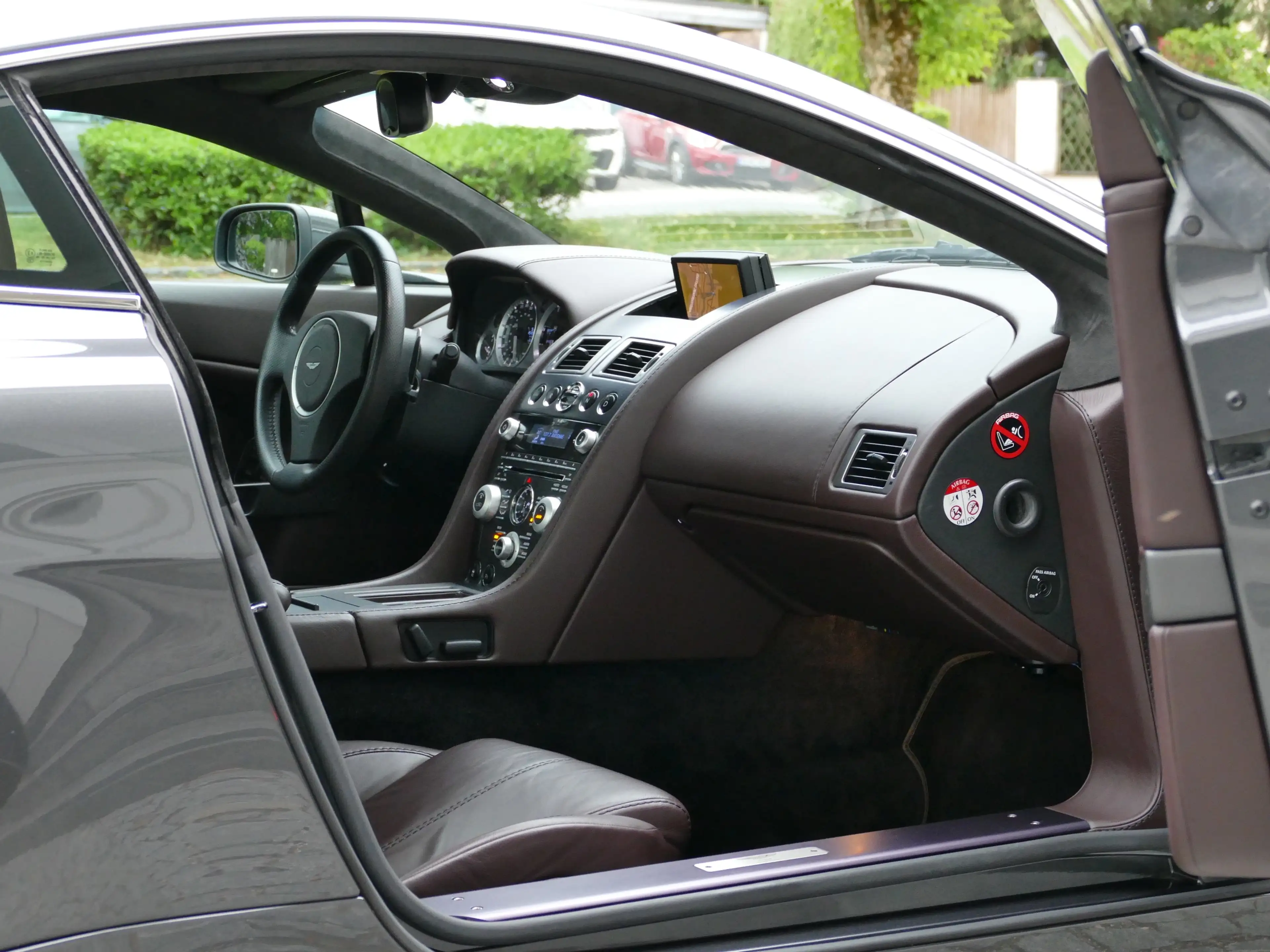 Aston Martin Vantage V8 Vantage 4.7 nur 45'KM/2.Hand/Deutsch/Sonderleder/Sportpack/Premium Sound — photo 13