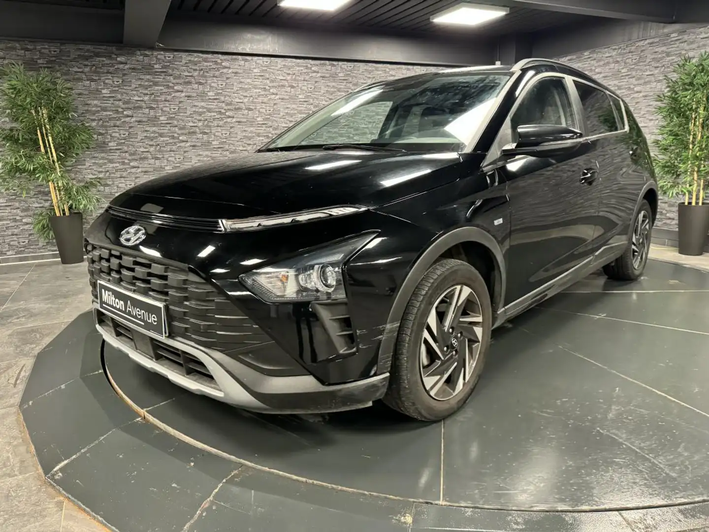 Hyundai BAYON Bayon 1.0 T-GDi Hybrid 48V - 100  Intuitive Czarny - 1