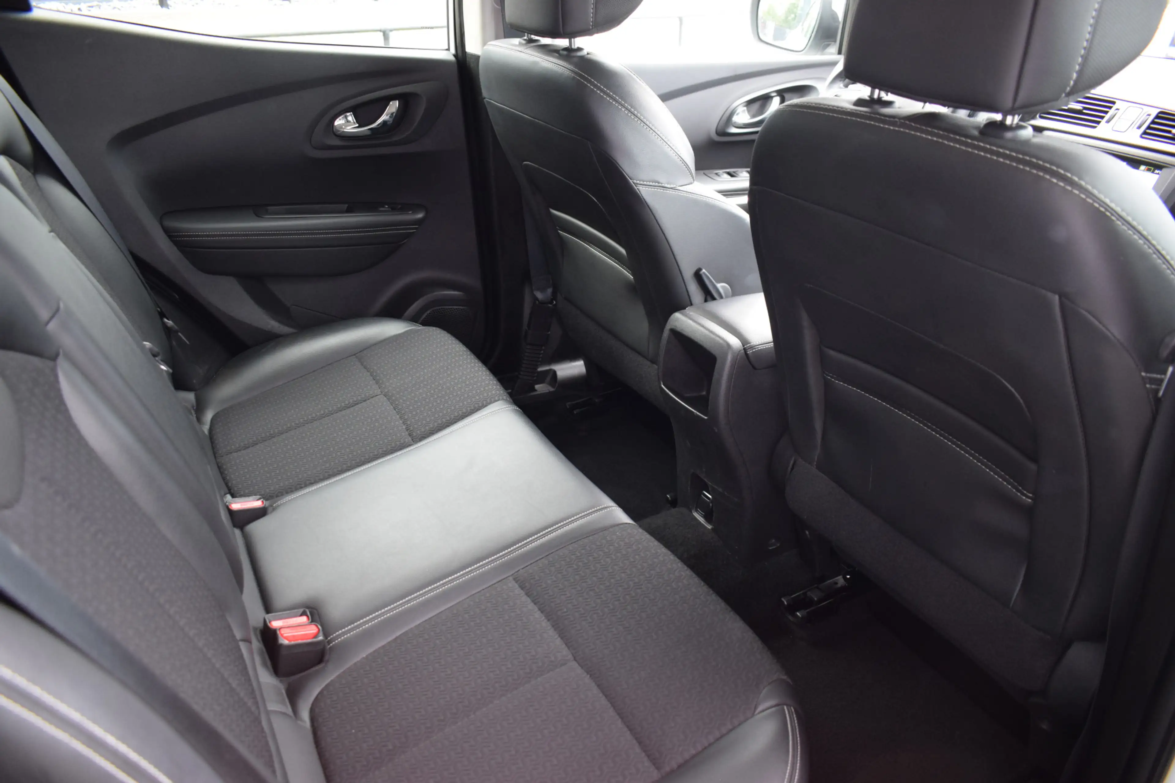 Renault Kadjar 1.2 TCe Intens | Trekhaak | Stoelverwarming | Dode — photo 12
