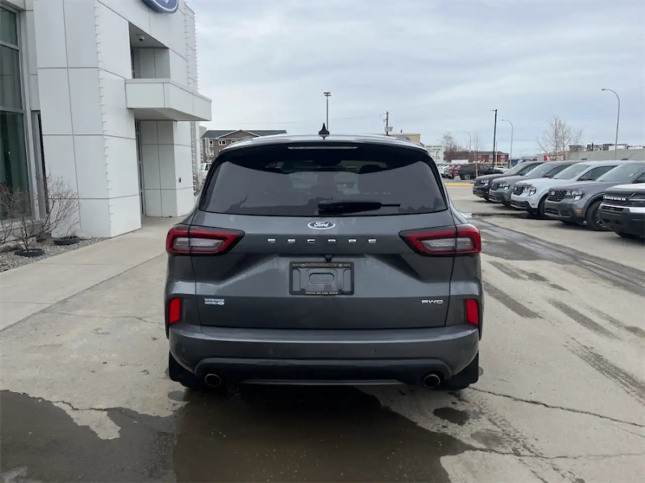 Ford Escape снимка Ford Escape