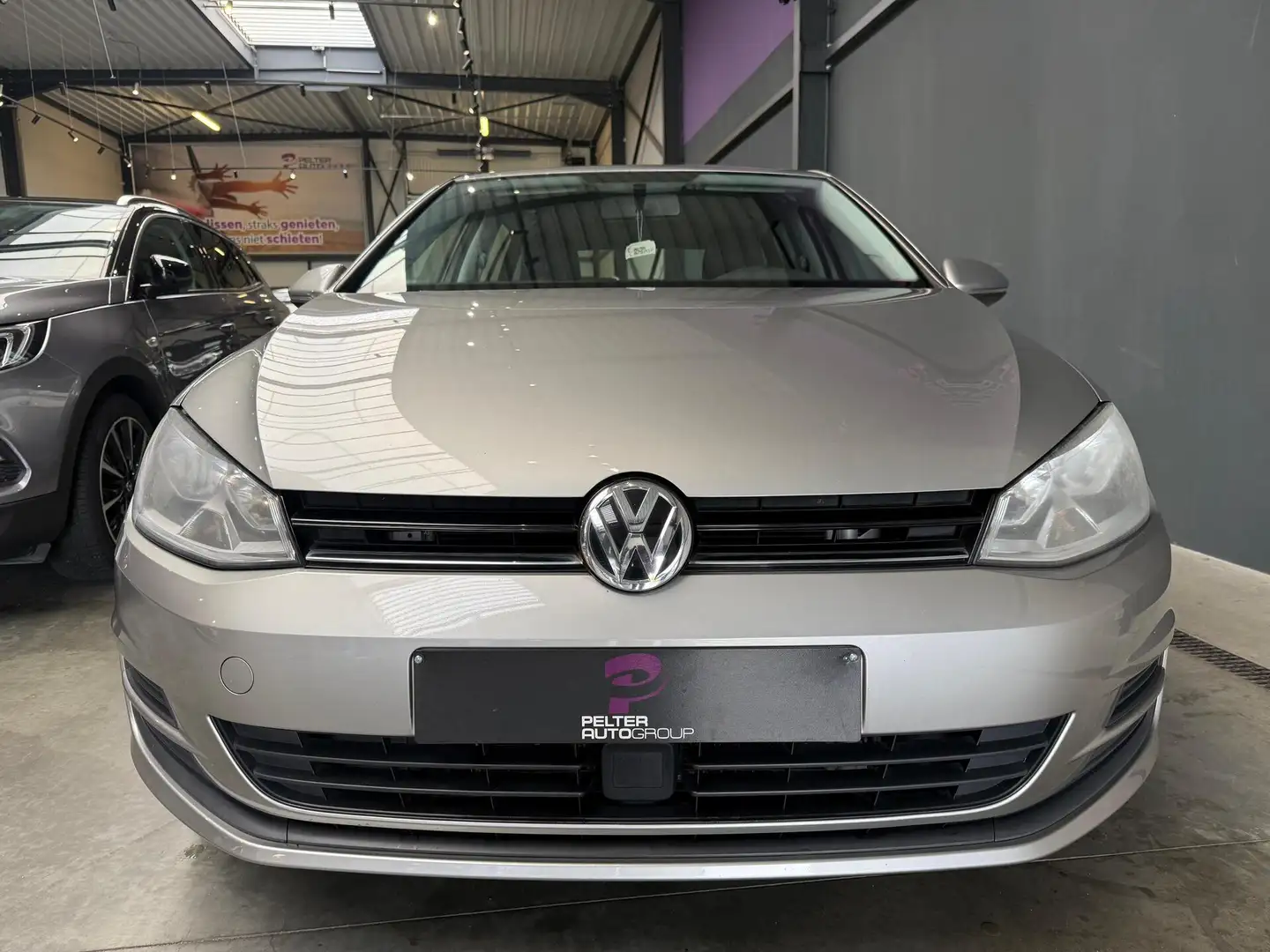 Volkswagen Golf VII 1.6 TDI Bluemotion 1ste eigenaar Grau - 2