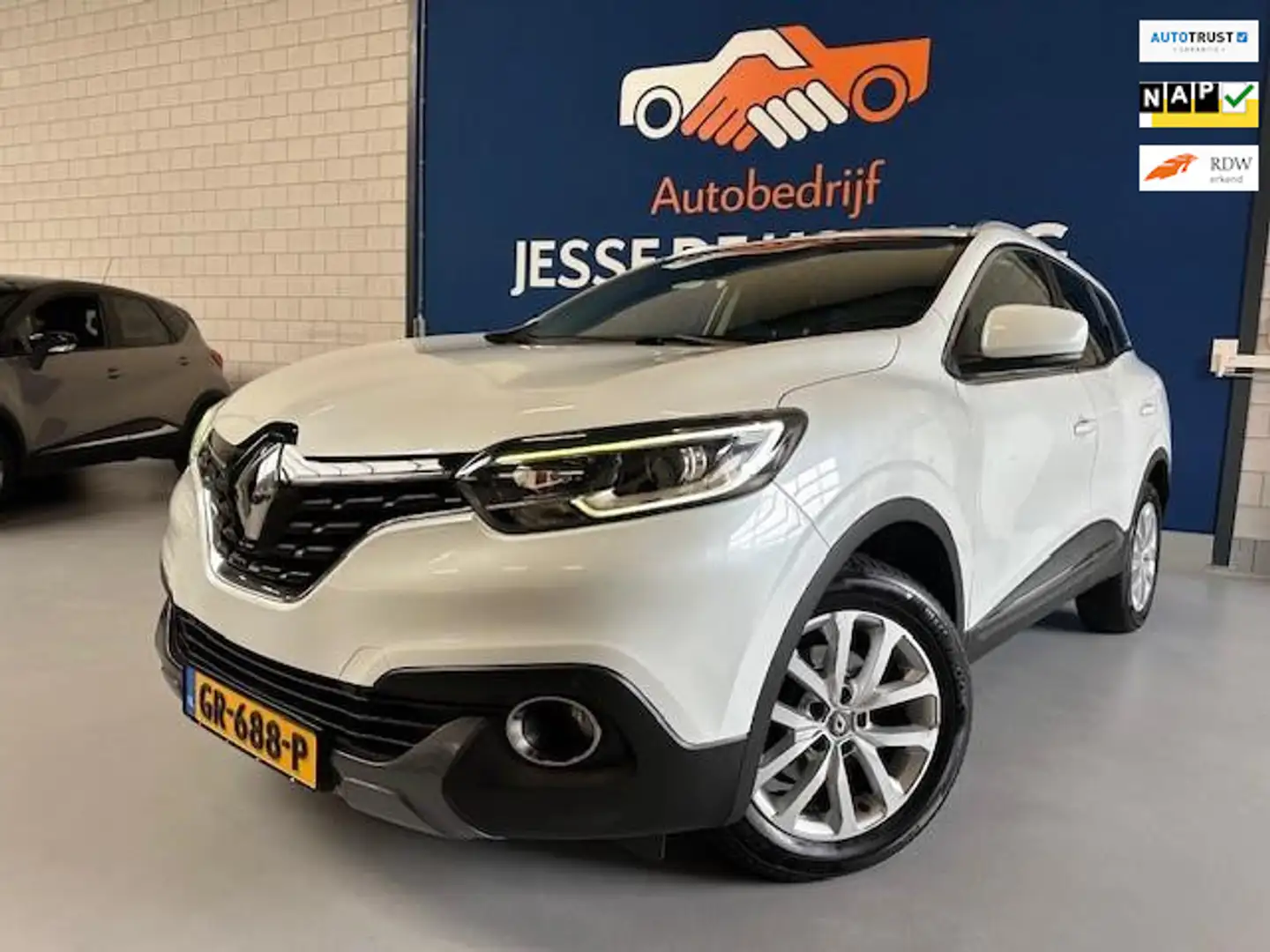 Renault Kadjar 1.2 TCe Intens /bj.2015/ parelmoer wit/ climate/tr Wit - 1