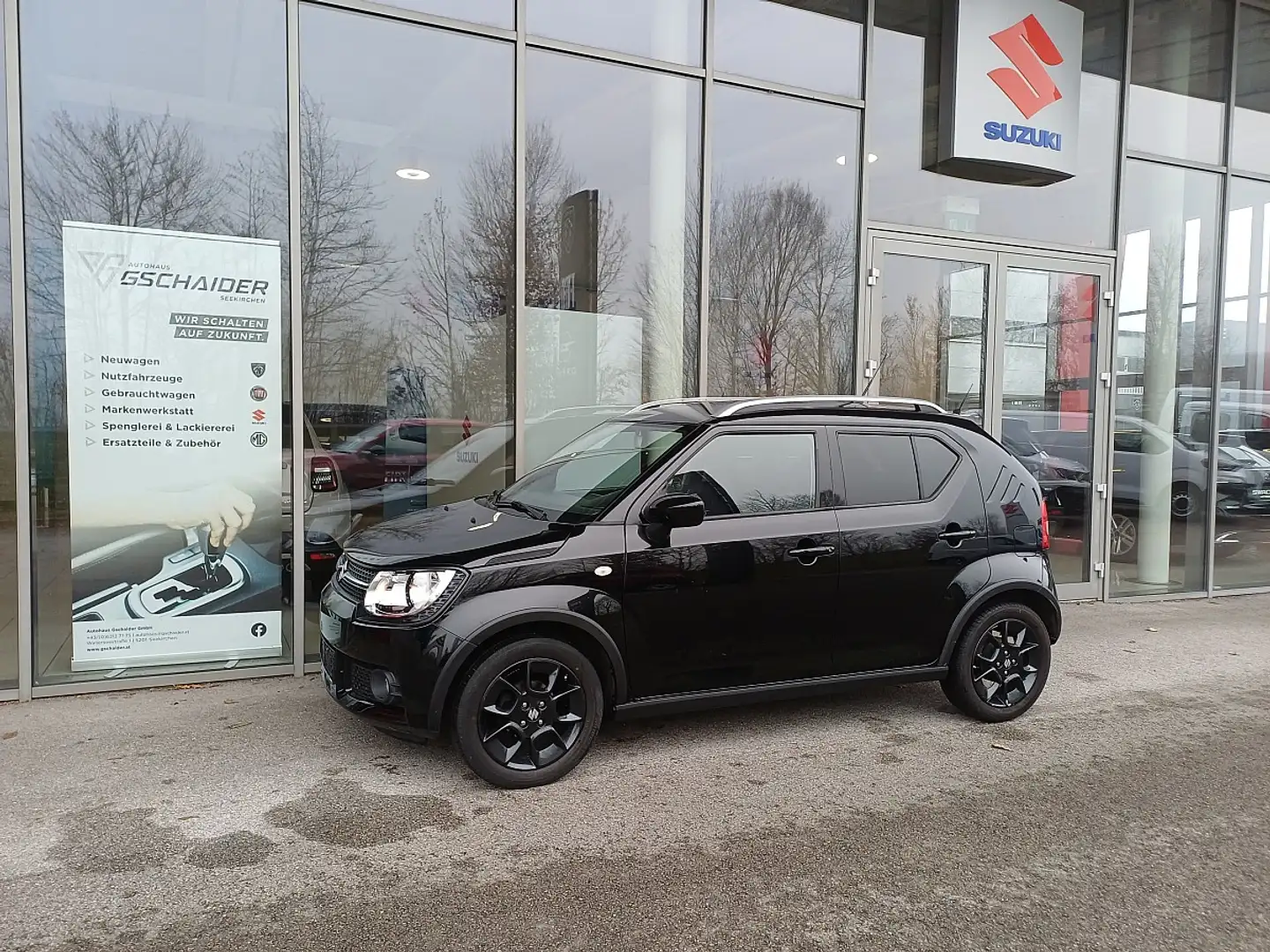 Suzuki Ignis 1,2 Shine 4WD Schwarz - 1