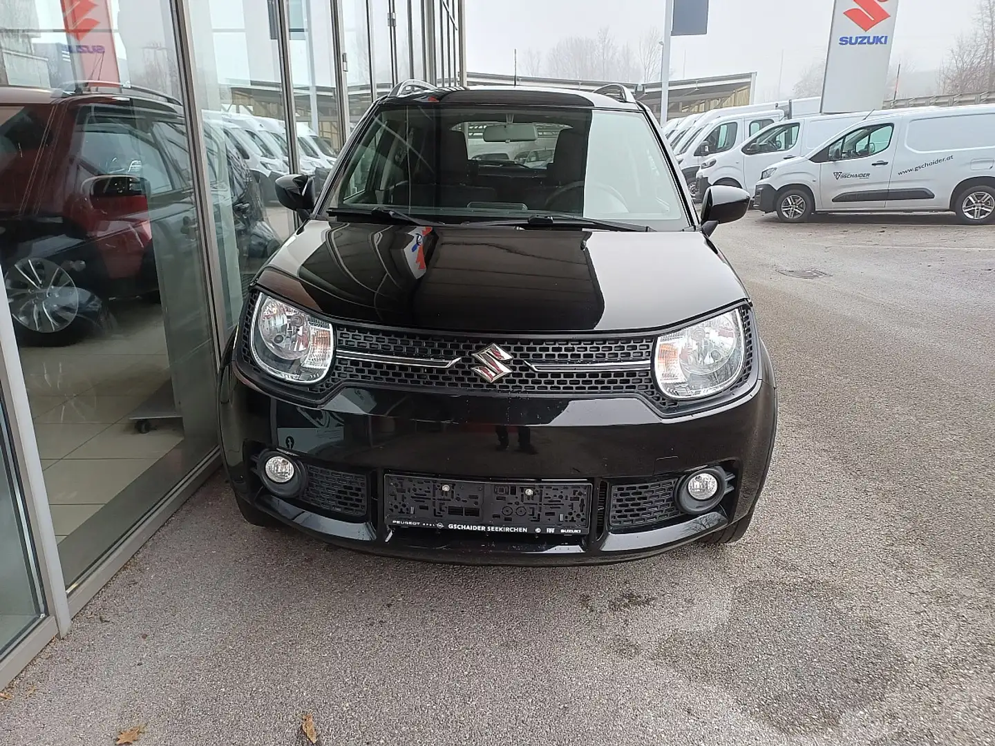 Suzuki Ignis 1,2 Shine 4WD Schwarz - 2