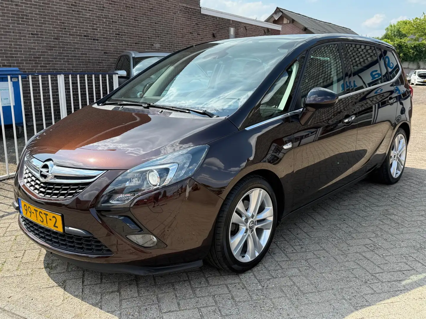 Opel Zafira Tourer 1.4 Cosmo 7p. Braun - 2