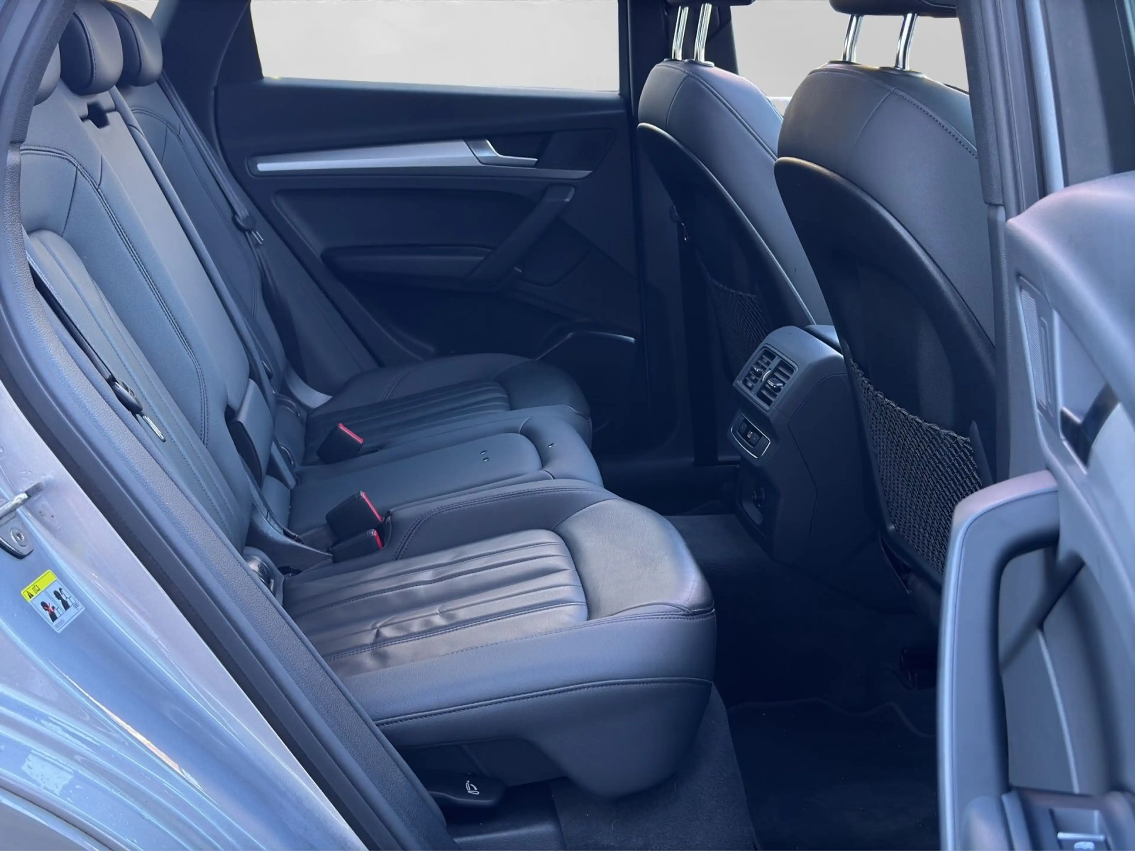 Audi Q5 40 TFSI Q S LINE LM19 PANO AHK MEMO — photo 6