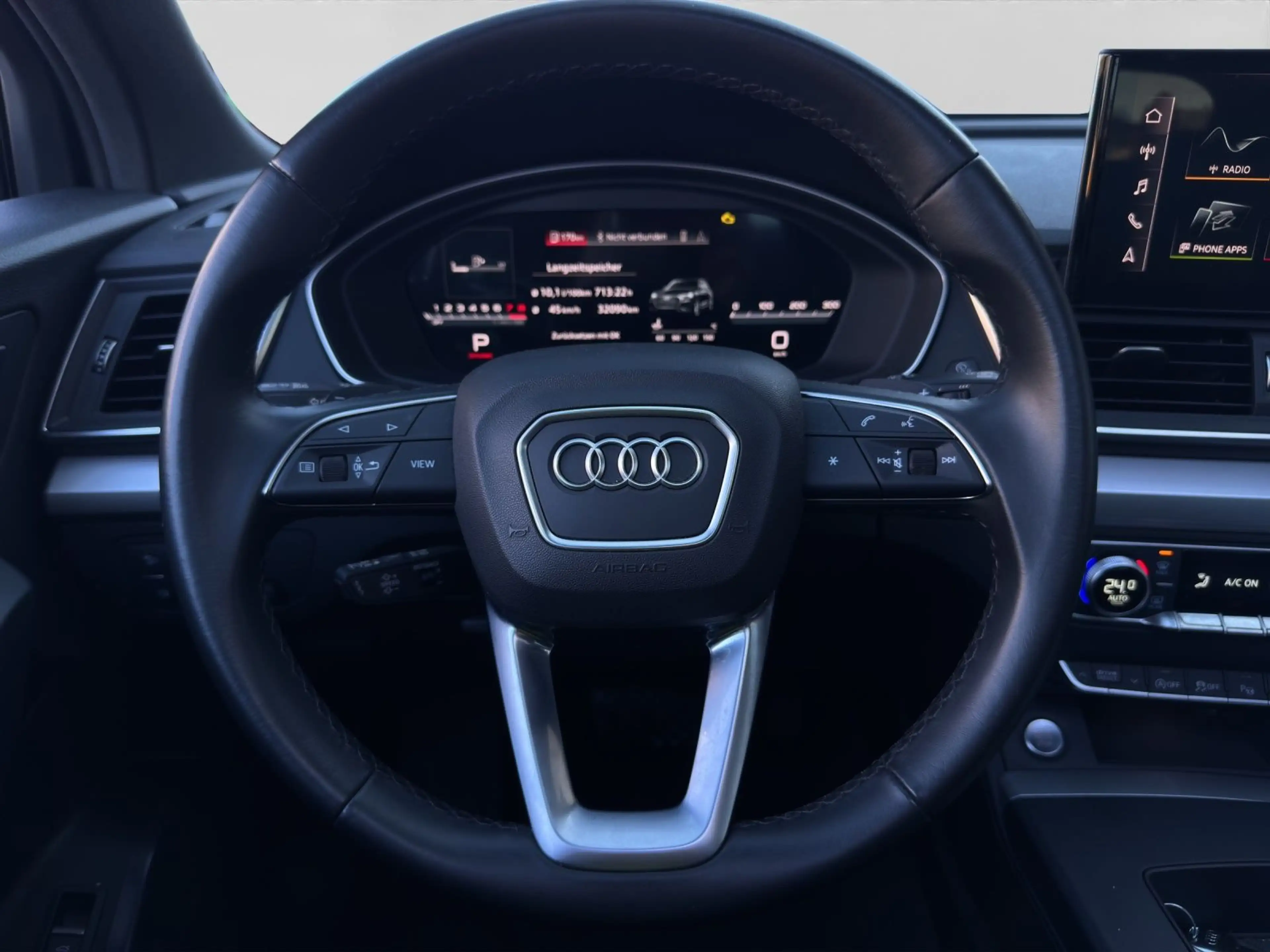 Audi Q5 40 TFSI Q S LINE LM19 PANO AHK MEMO — photo 9