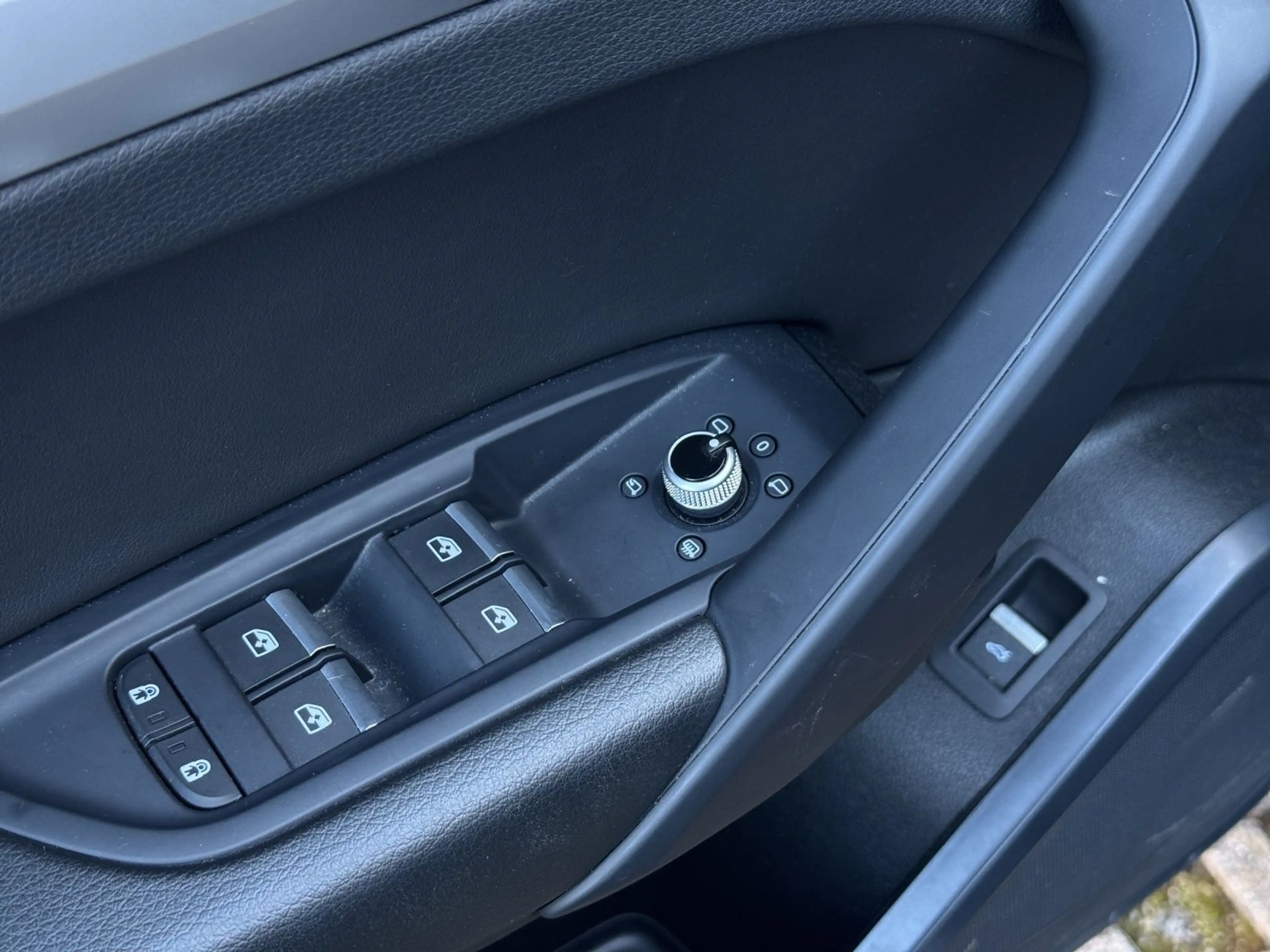 Audi Q5 40 TFSI Q S LINE LM19 PANO AHK MEMO — photo 8