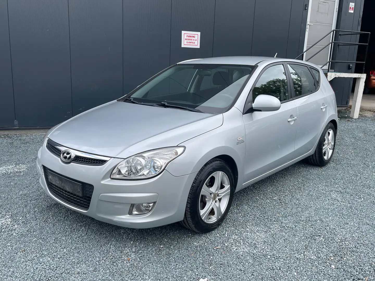 Hyundai i30 Silber - 1