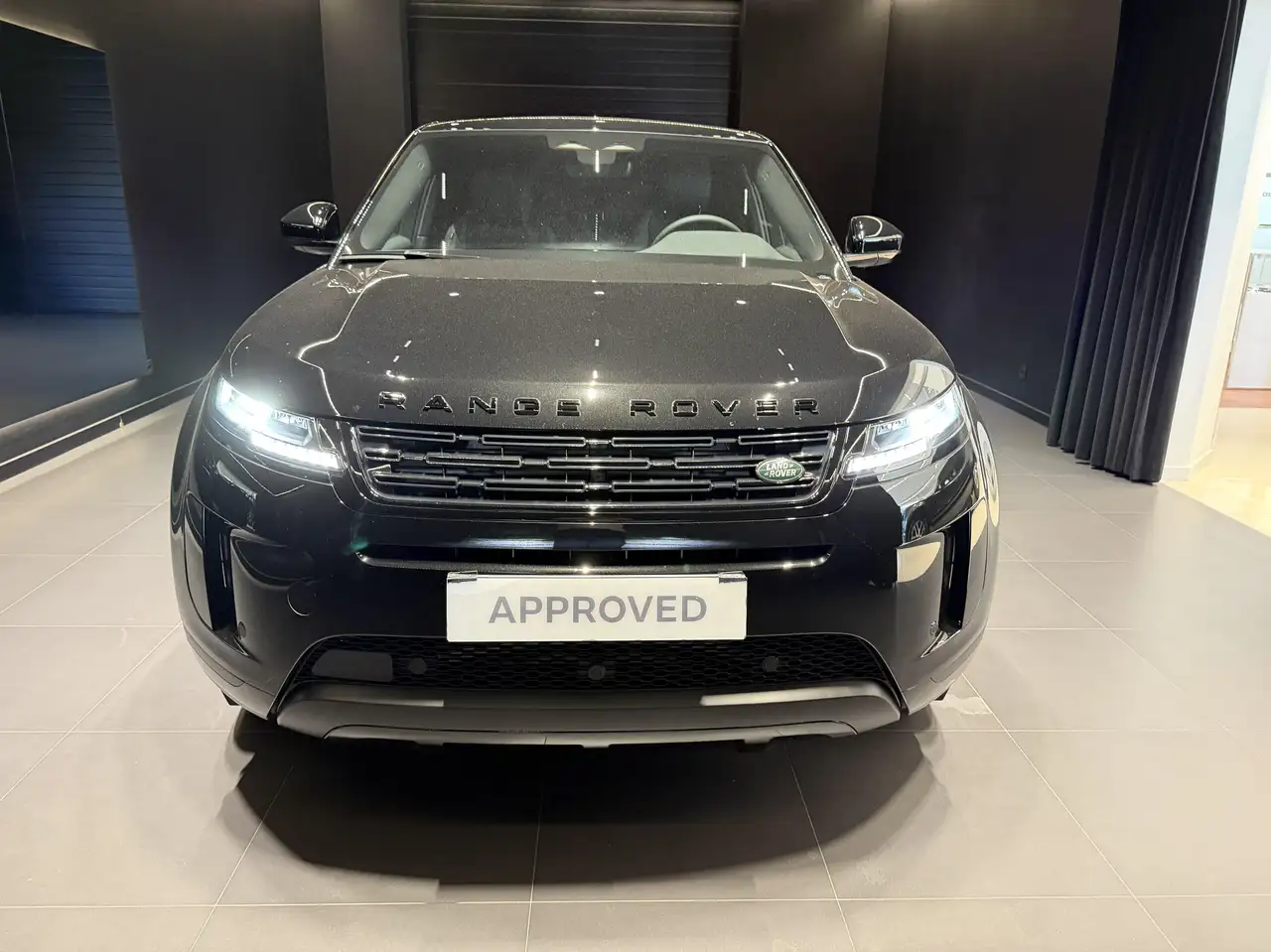 Land Rover Range Rover Evoque 2026 — фото 8