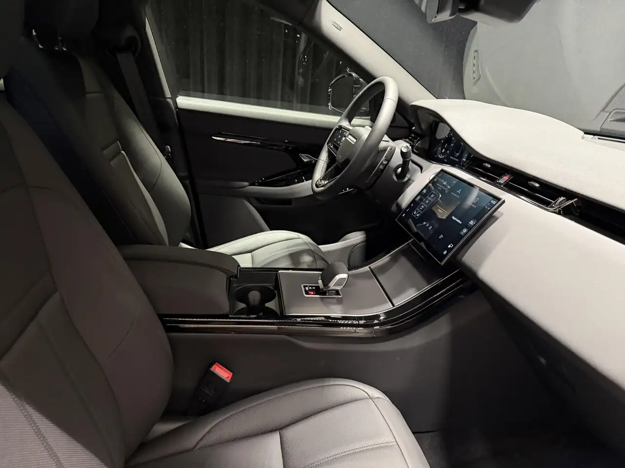 Land Rover Range Rover Evoque 2026
