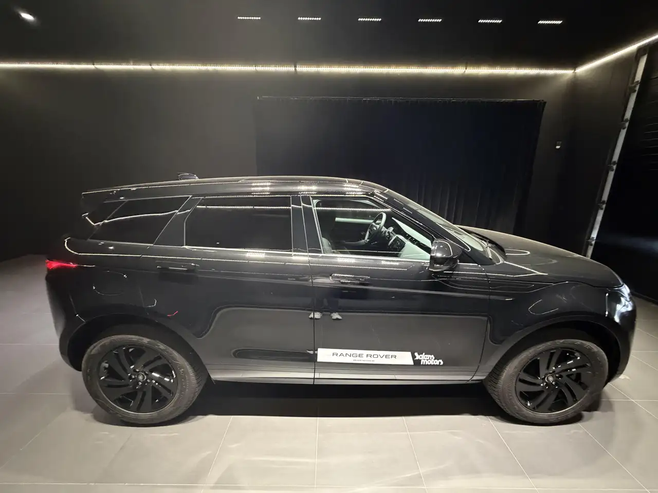 Land Rover Range Rover Evoque 2026 — фото 6