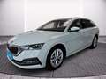 Skoda Octavia Combi 2.0 TDI DSG Style MATRIX NAVI PANO AHK RFK Weiß - thumbnail 2