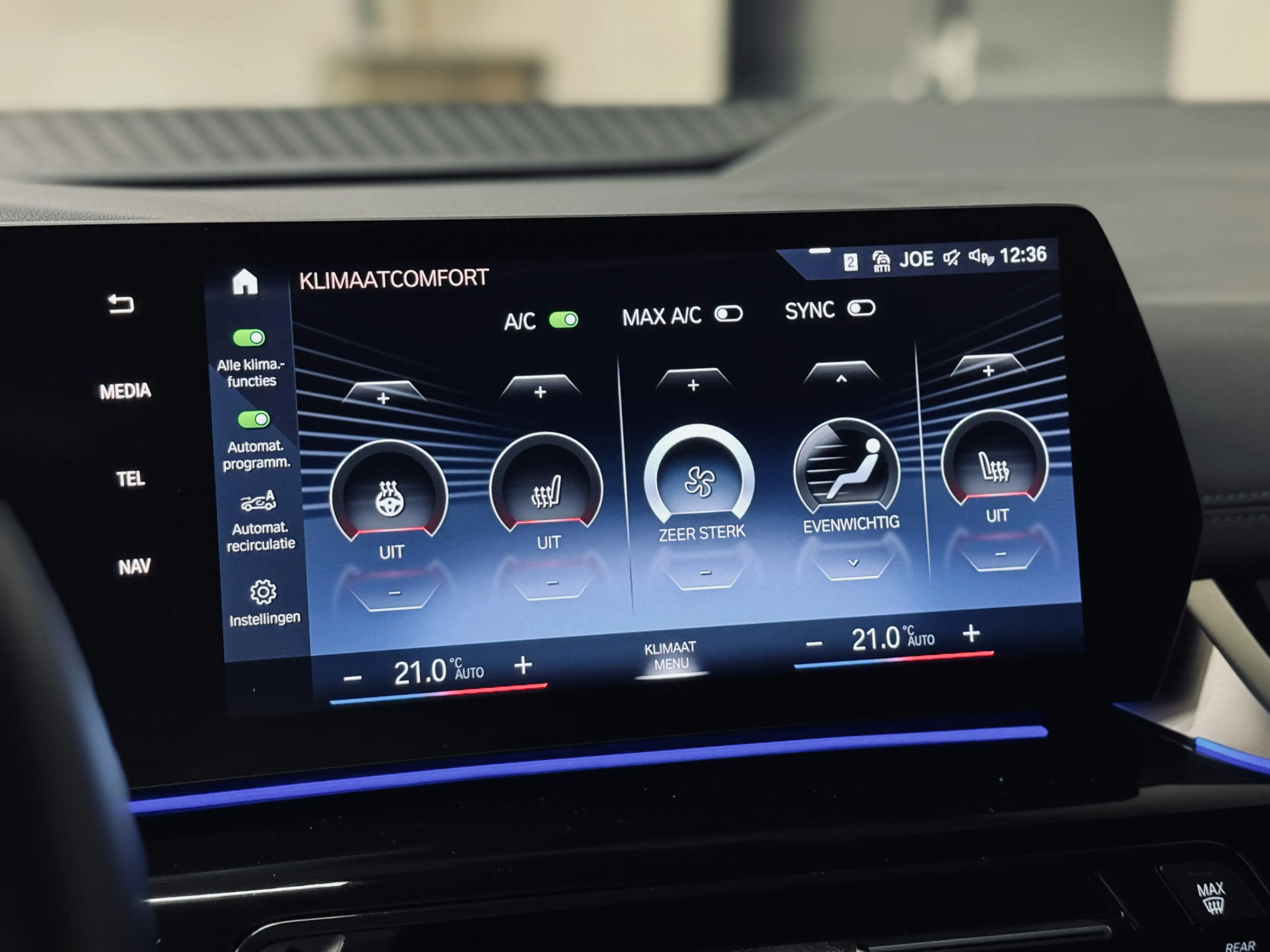 BMW 225 2-serie Active Tourer 225e xDrive M-Sport | 19" | — photo 20