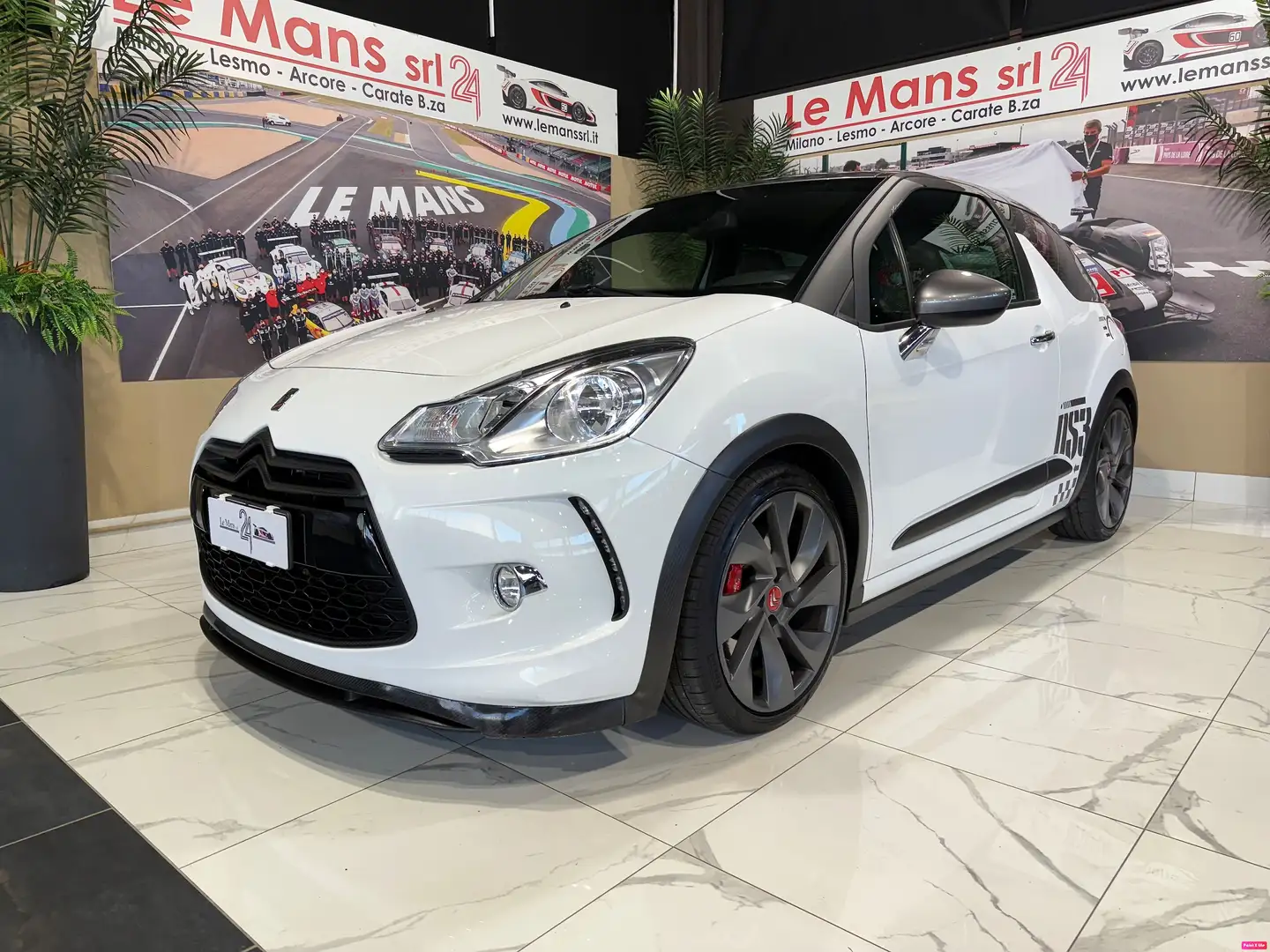 Citroen DS3 1.6 turbo thp Racing 207cv Weiß - 1