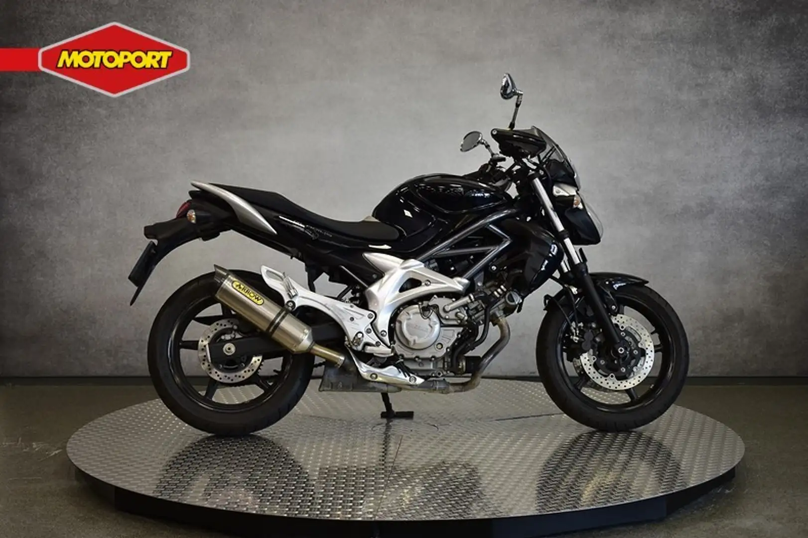 Suzuki Gladius 650 SFV ABS Negro - 1