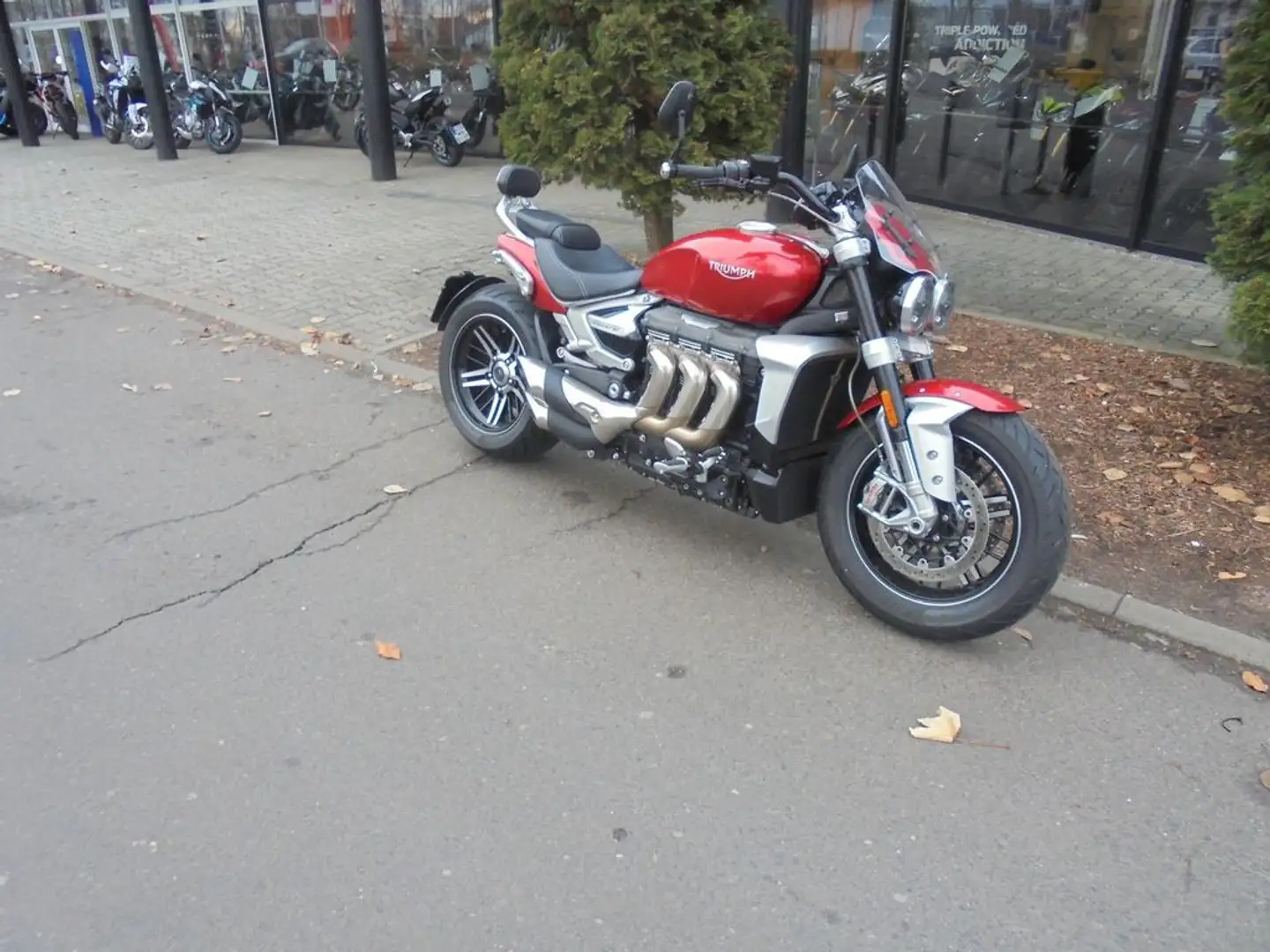 Triumph Rocket 3 GT Rojo - 1