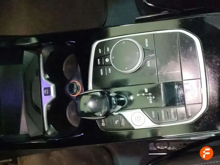 BMW Serie 1 2020, foto 10