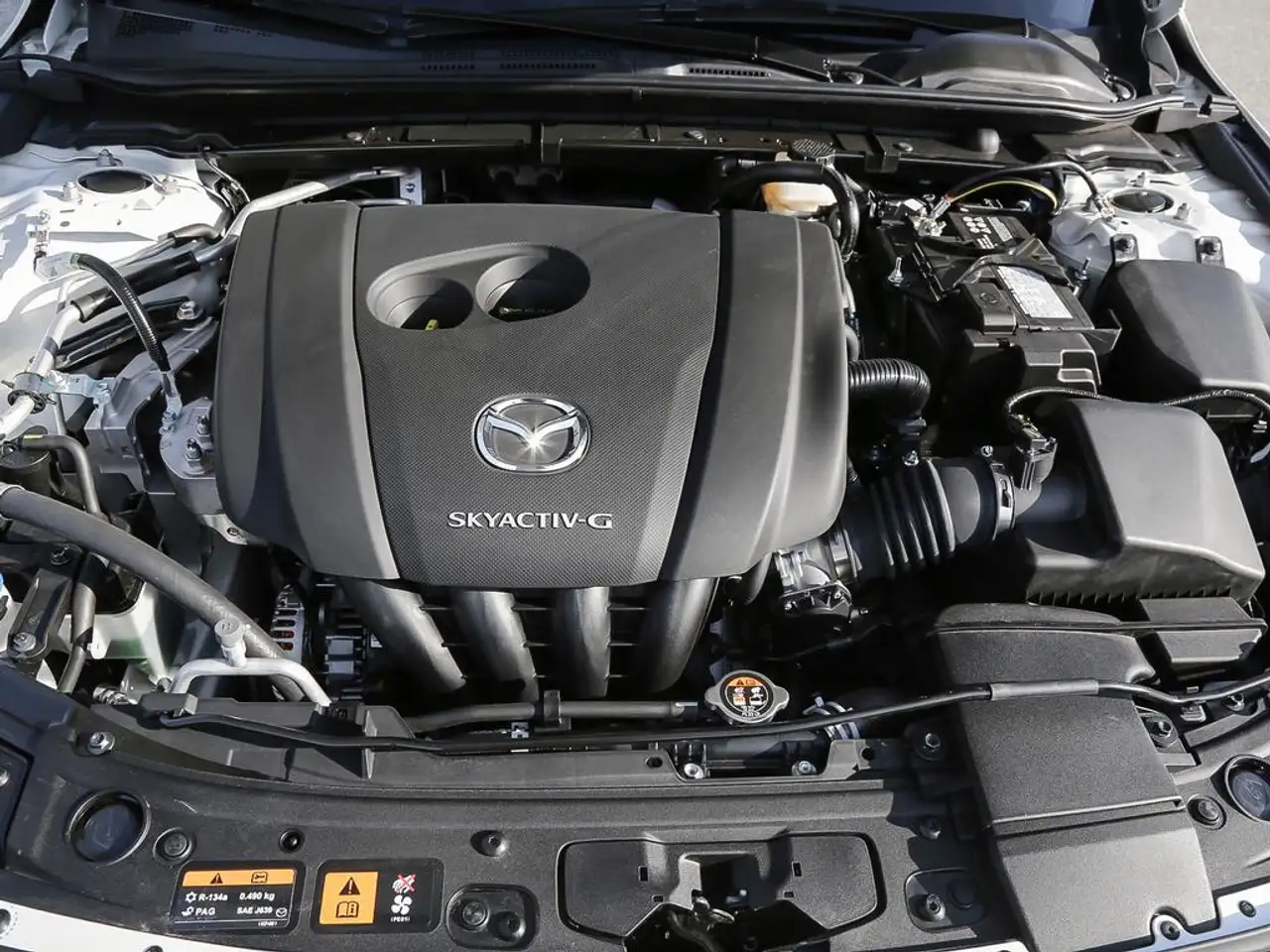 Mazda 3 снимка Mazda 3