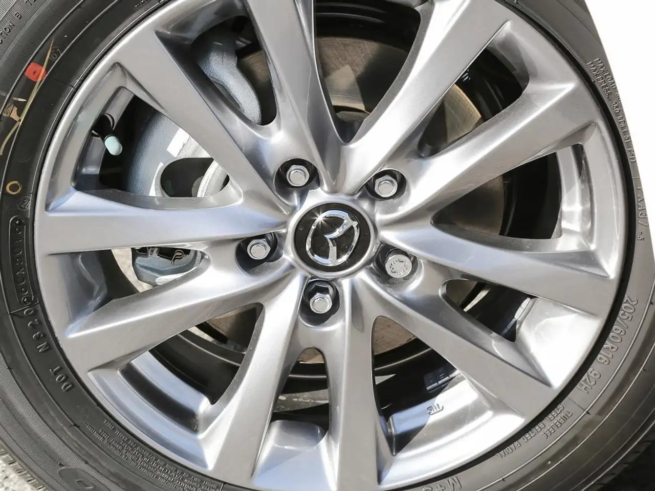 Mazda 3 снимка Mazda 3
