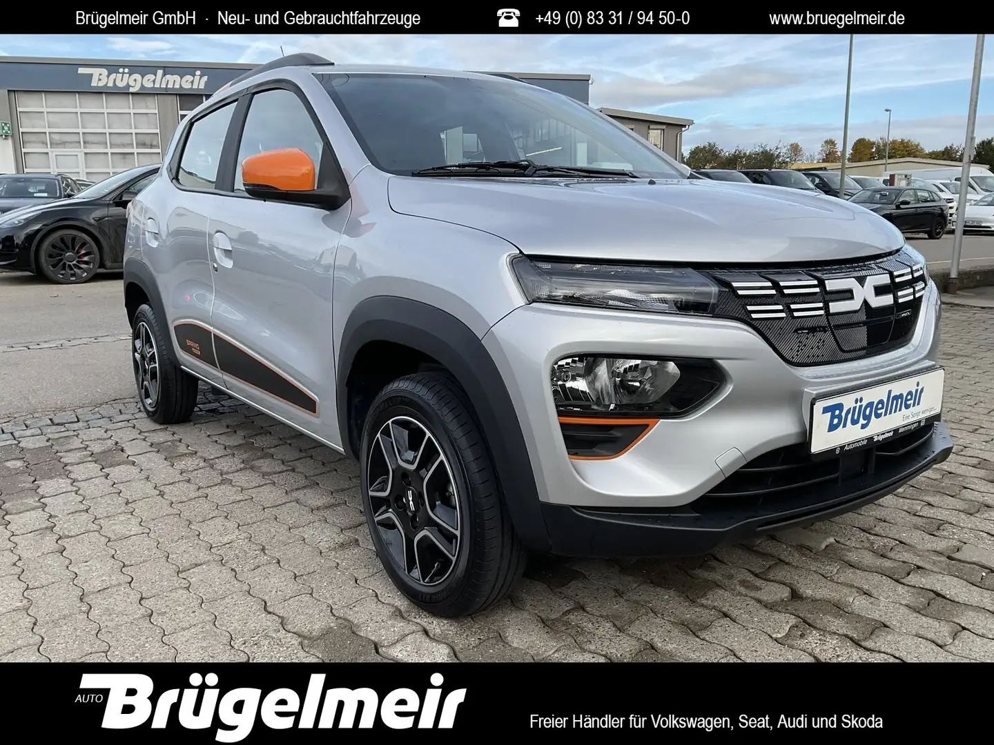 Dacia Spring Spring Electric 45 Essential+NAVI+KAM+PDC+CCS Grau - 1