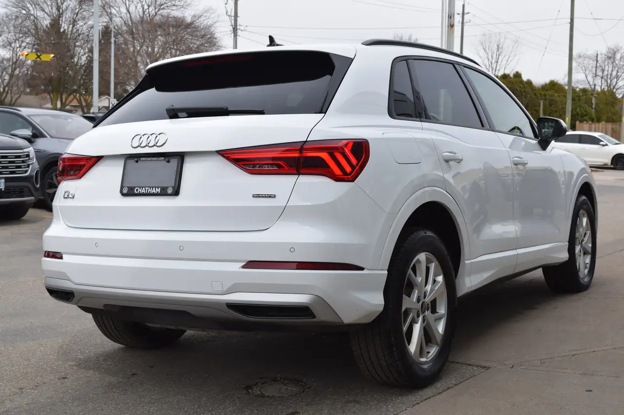 Audi Q3 снимка Audi Q3