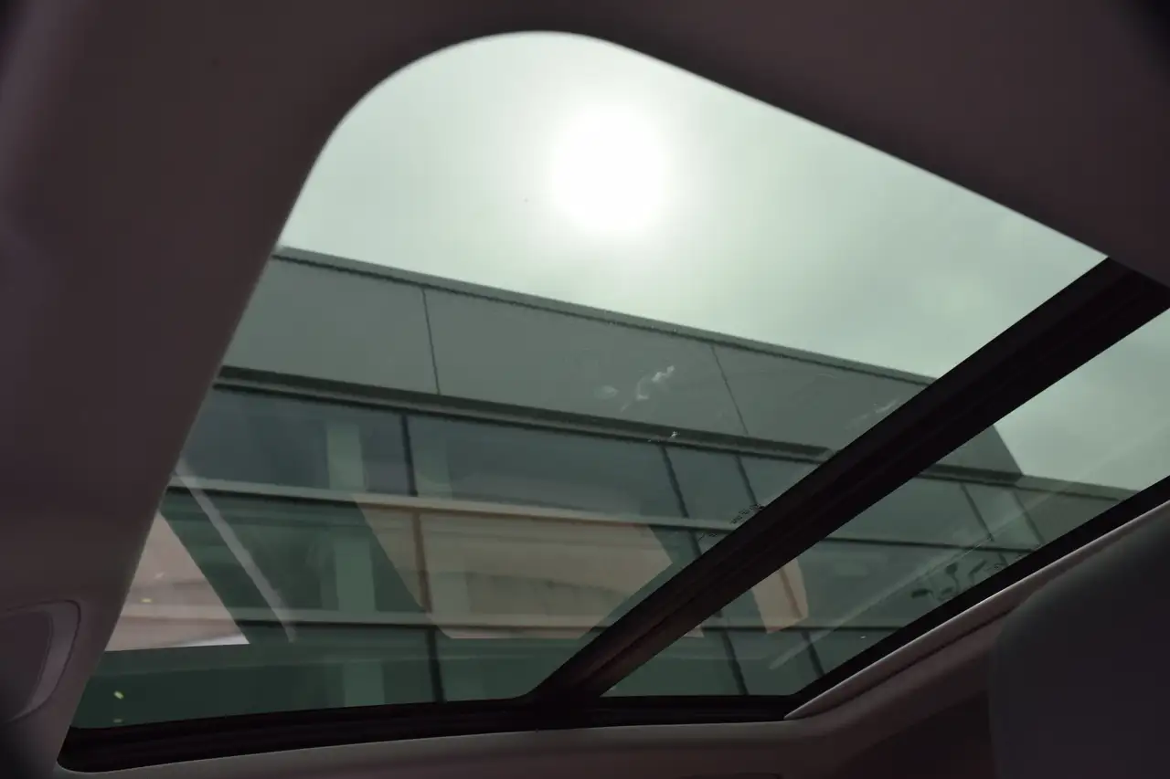 Audi Q3 снимка Audi Q3