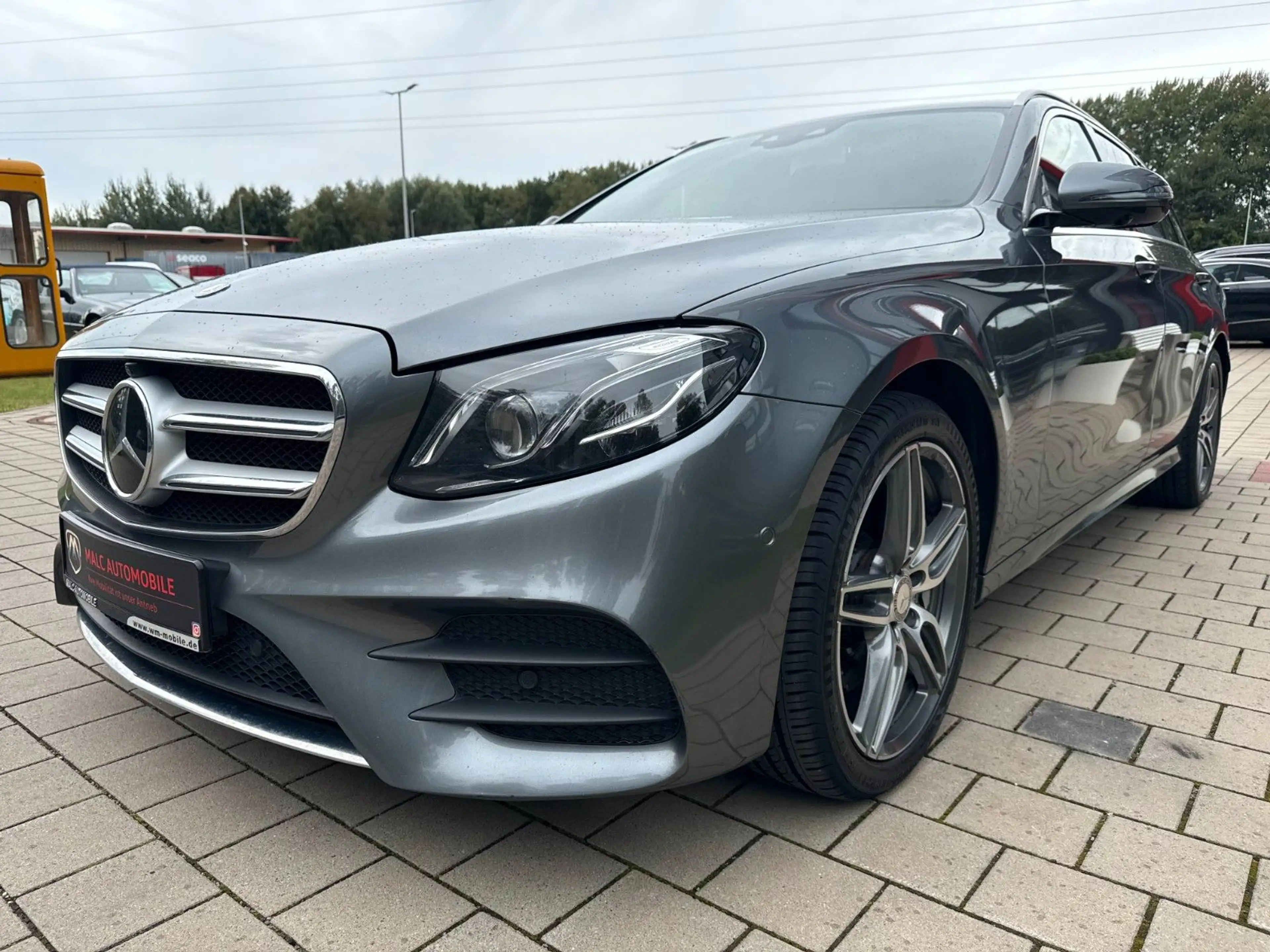 Mercedes-Benz E 400 4Matic AMG Line (Tüv&Insp.neu) — photo 3