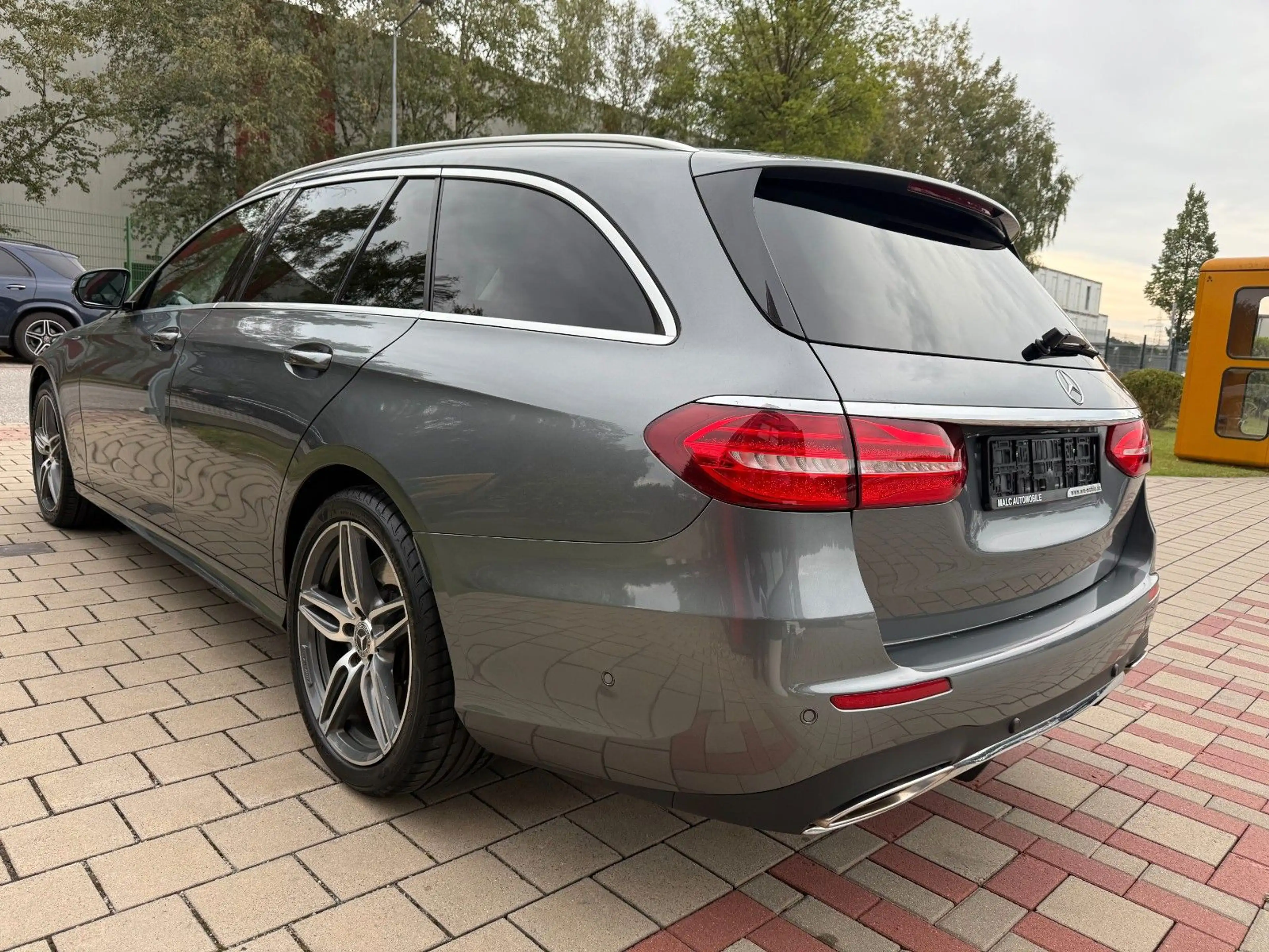 Mercedes-Benz E 400 4Matic AMG Line (Tüv&Insp.neu) — photo 15