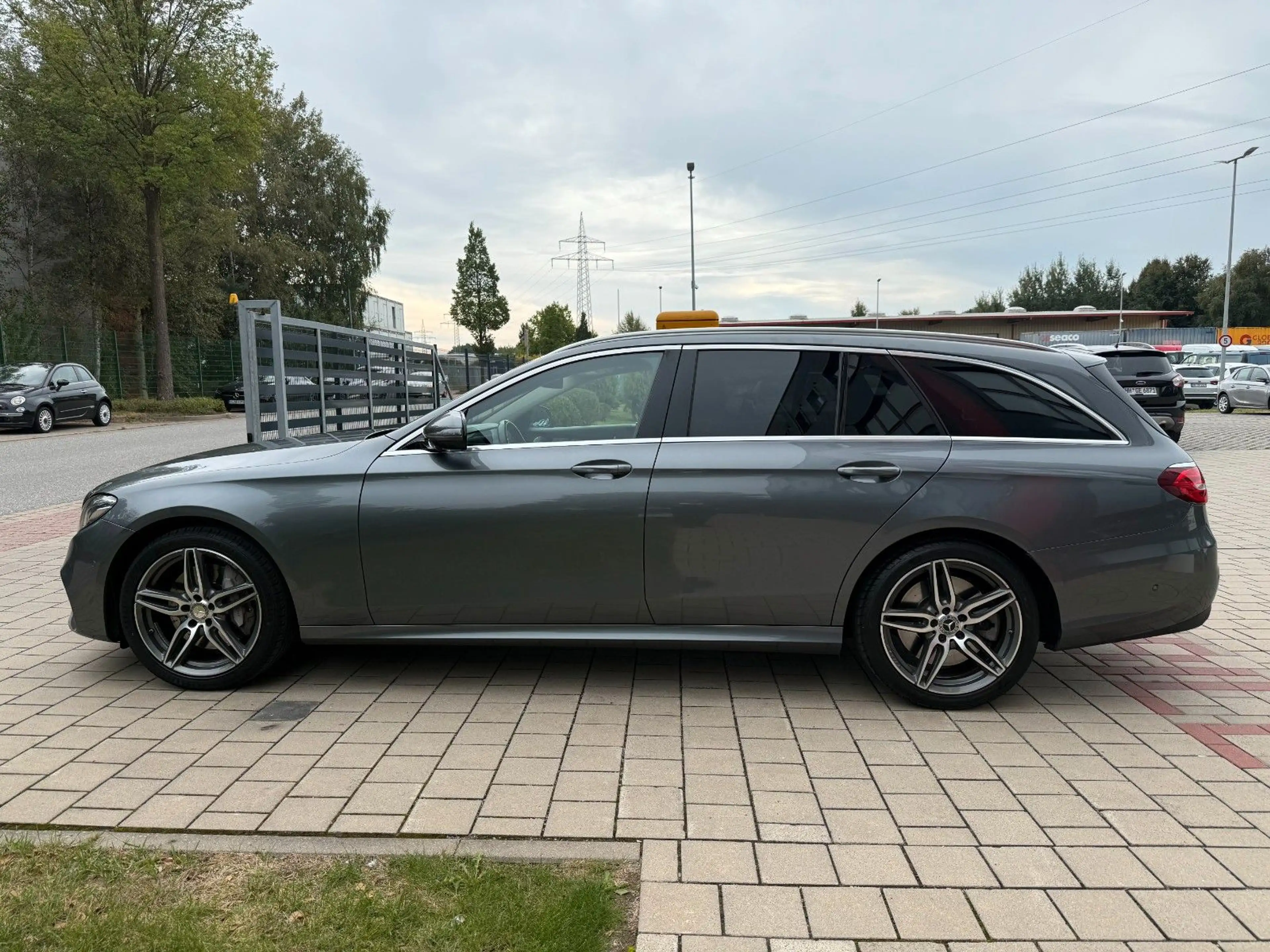 Mercedes-Benz E 400 4Matic AMG Line (Tüv&Insp.neu) — photo 14