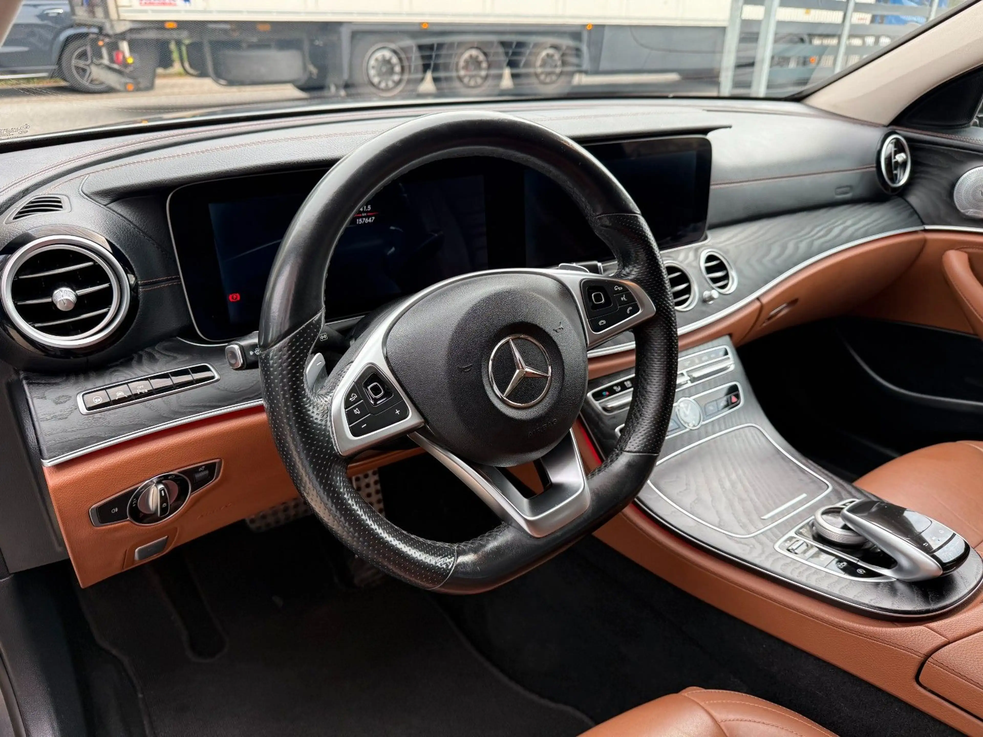 Mercedes-Benz E 400 4Matic AMG Line (Tüv&Insp.neu) — photo 6