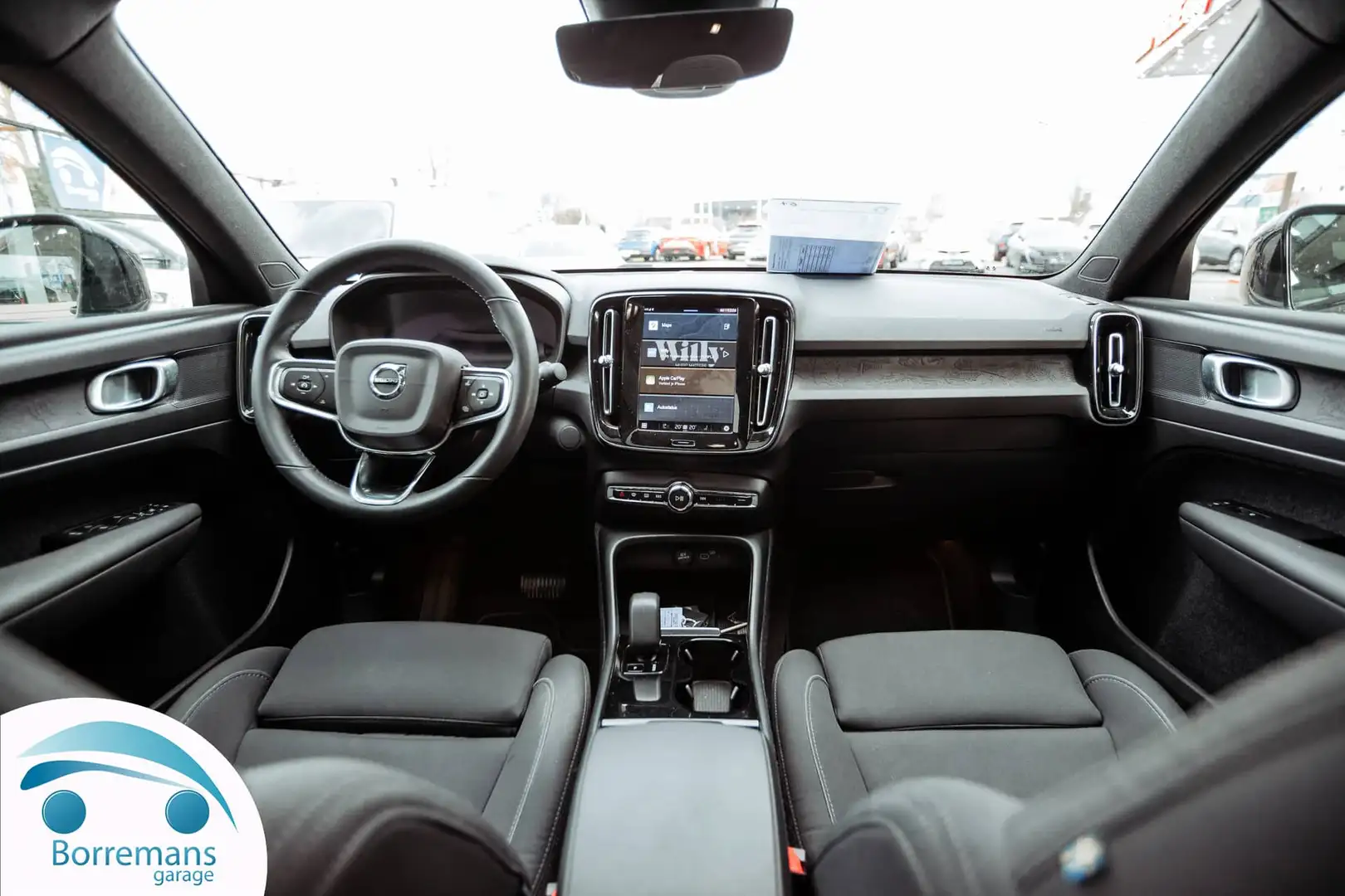 Volvo C40 Recharge 231 pk  Navi/Carplay/Pano Dak/... Zwart - 2