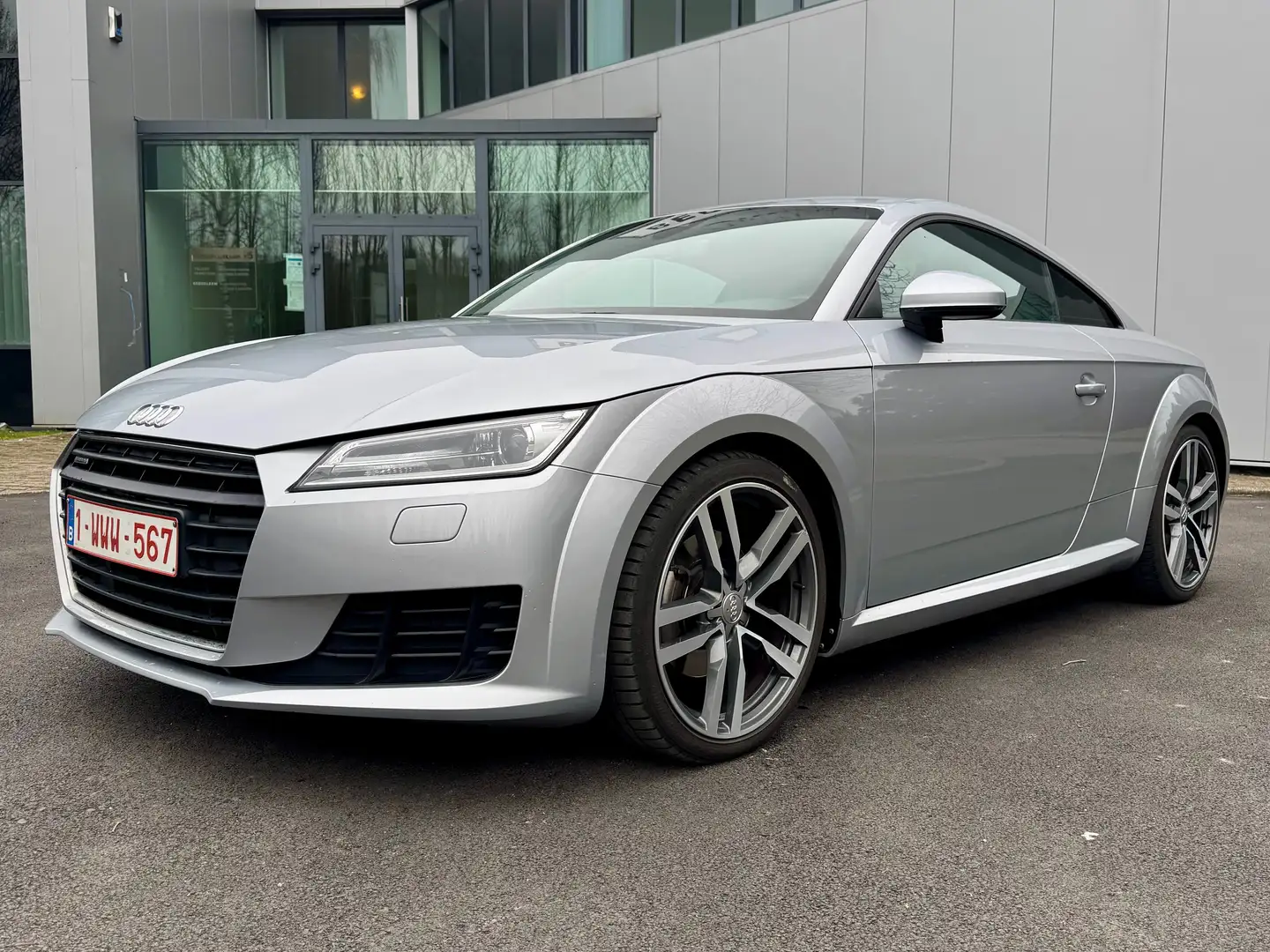 Audi TT Coupé+2.0+TFSI+Quattro+S+tronic Šedá - 1