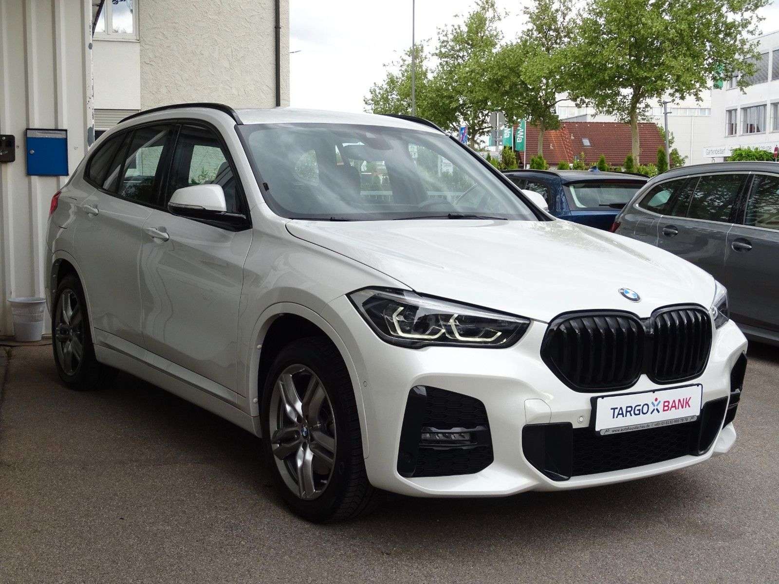Second hand Bmw X1 xDrive20i