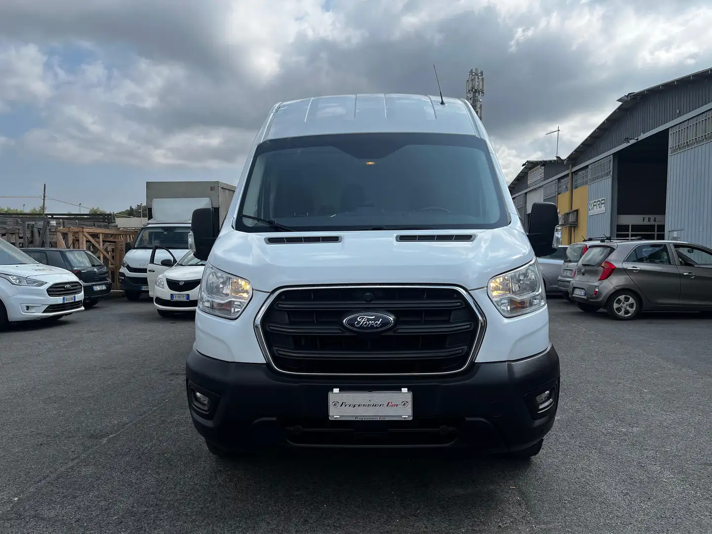 Ford Transit Weiß - 2