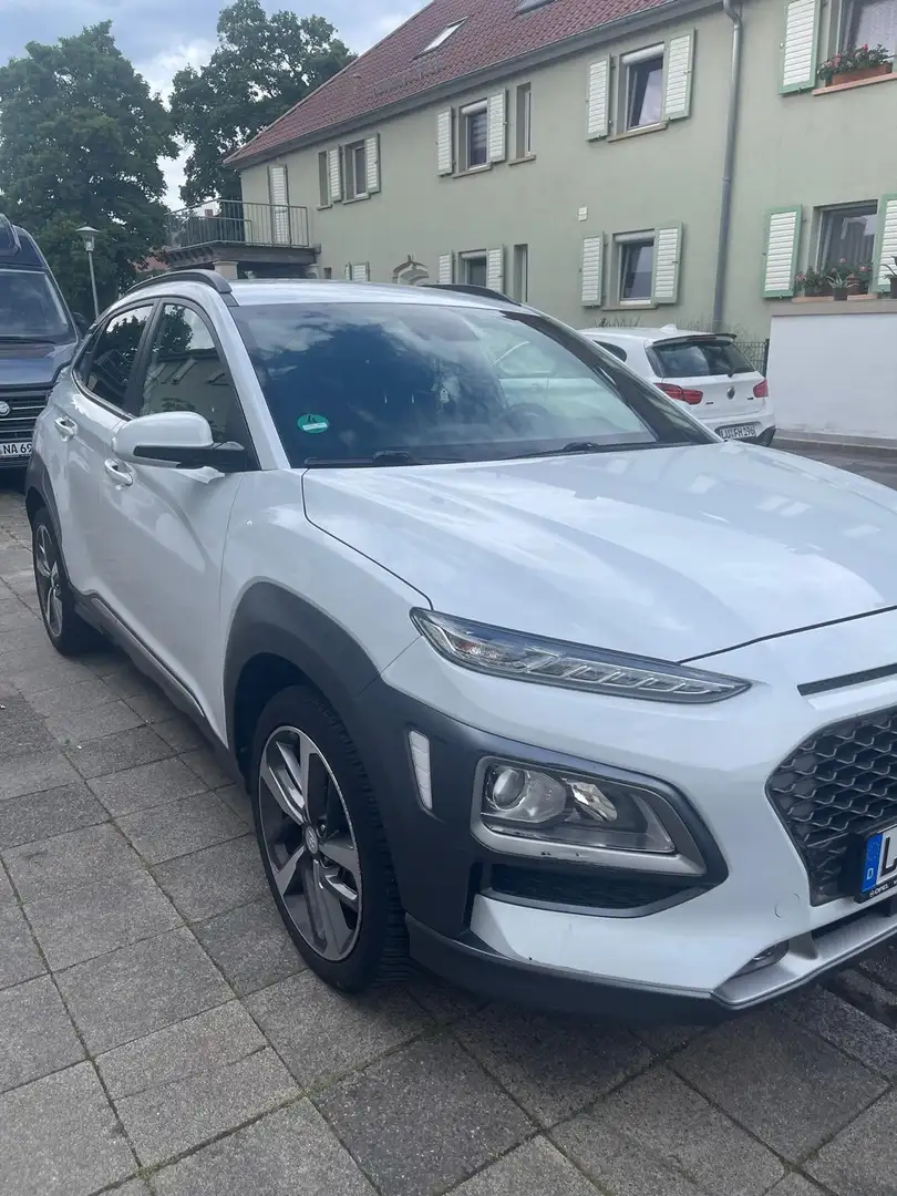 Hyundai KONA 1.6 CRDi DCT 4WD Premium - 1