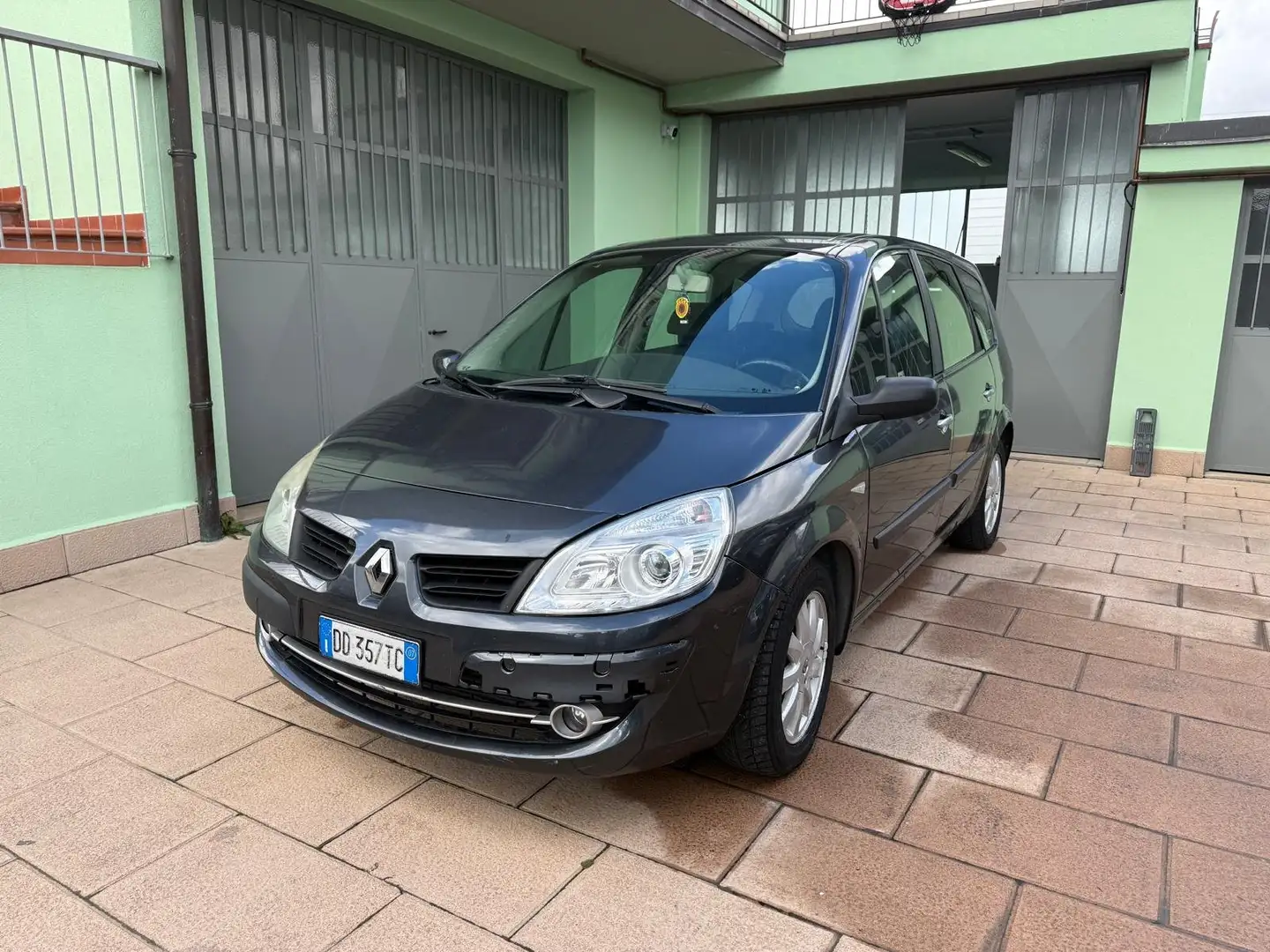 Renault Grand Scenic Grand Scenic 1.5 dci Dynamique c/radio Grigio - 1
