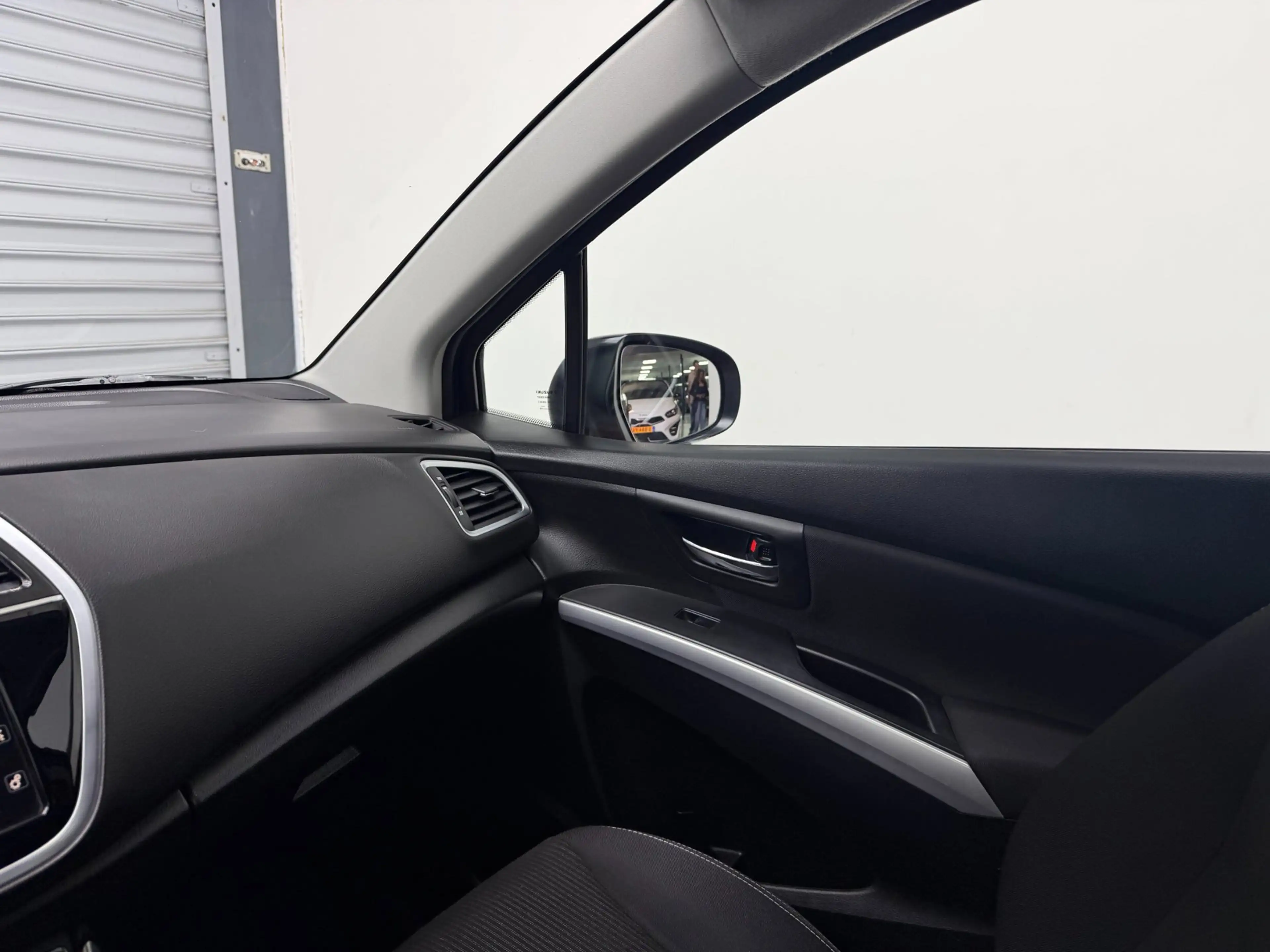 Suzuki S-Cross 1.0 Boosterjet Exclusive - Camera - Cruise - Navi — photo 9