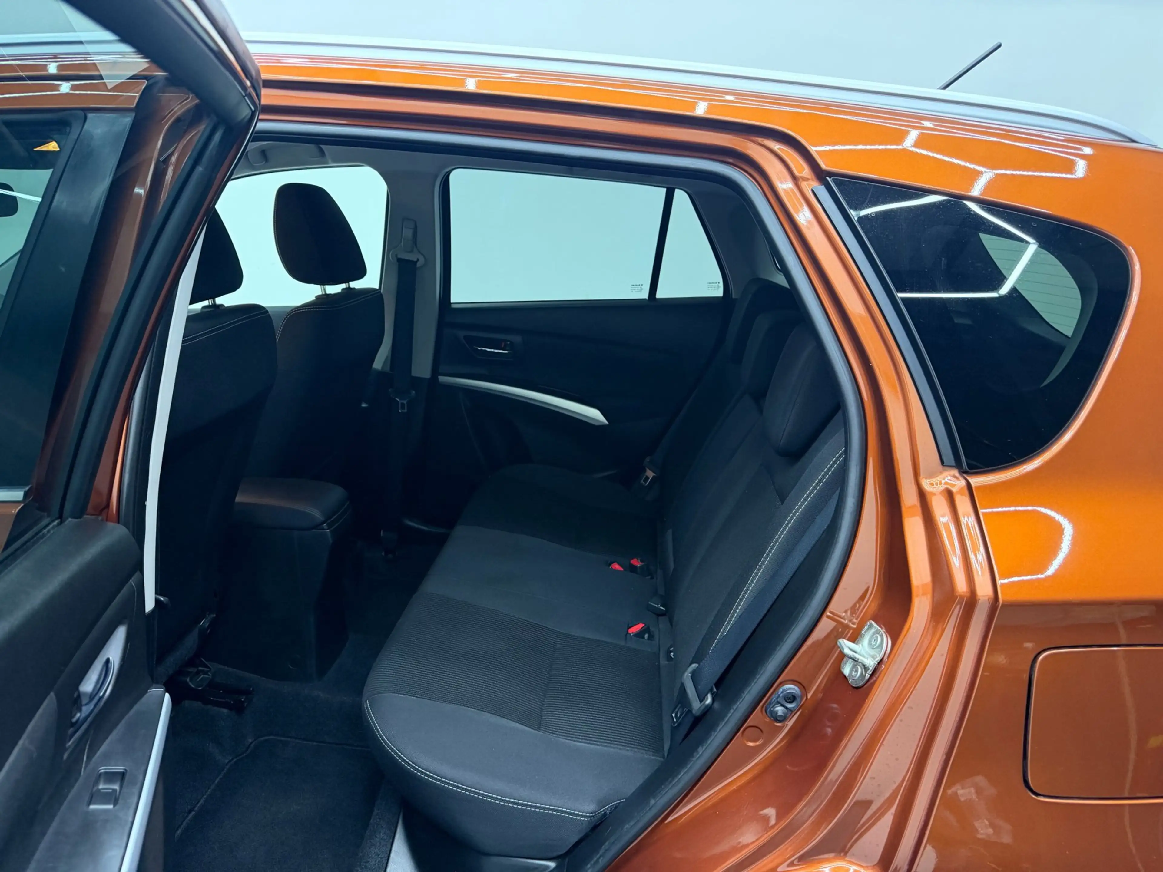 Suzuki S-Cross 1.0 Boosterjet Exclusive - Camera - Cruise - Navi — photo 10