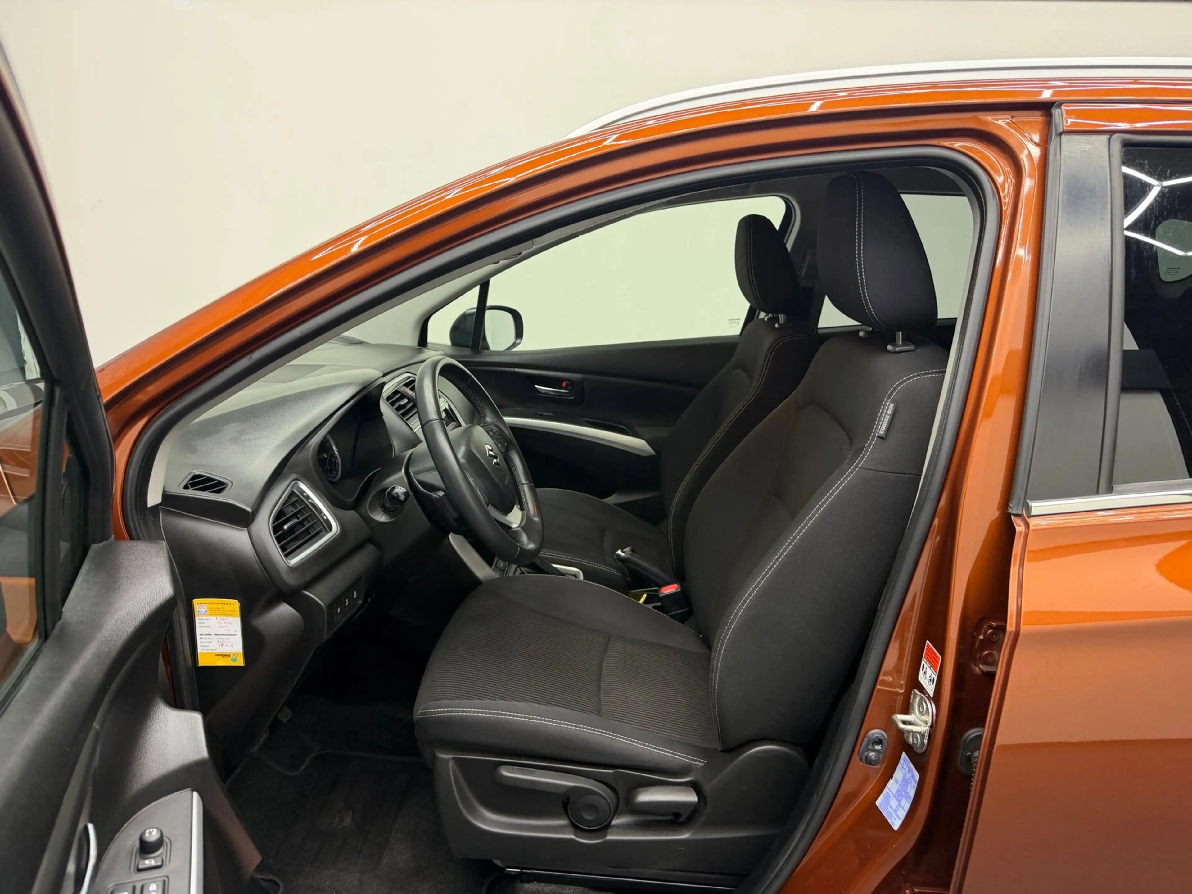 Suzuki S-Cross 1.0 Boosterjet Exclusive - Camera - Cruise - Navi — photo 7