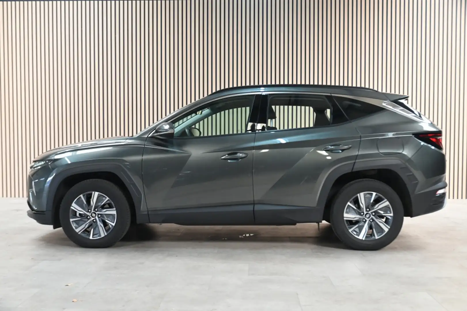 Hyundai TUCSON 1.6 T-GDI Select HEV 2WD 180 PK ACC|Navigatie|Stoe Grijs - 2