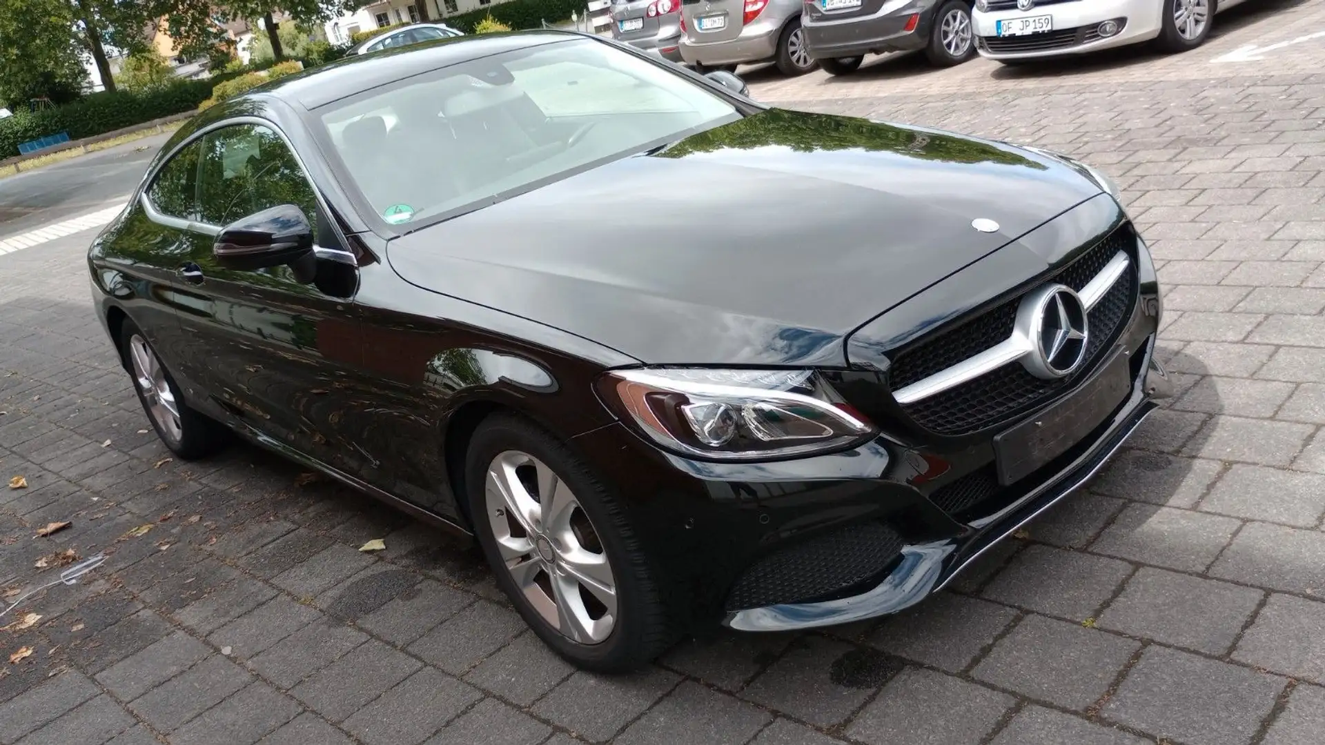 Mercedes-Benz C 180 Coupe Autom Navi Rückfahrk AHK Scheckheft Noir - 2