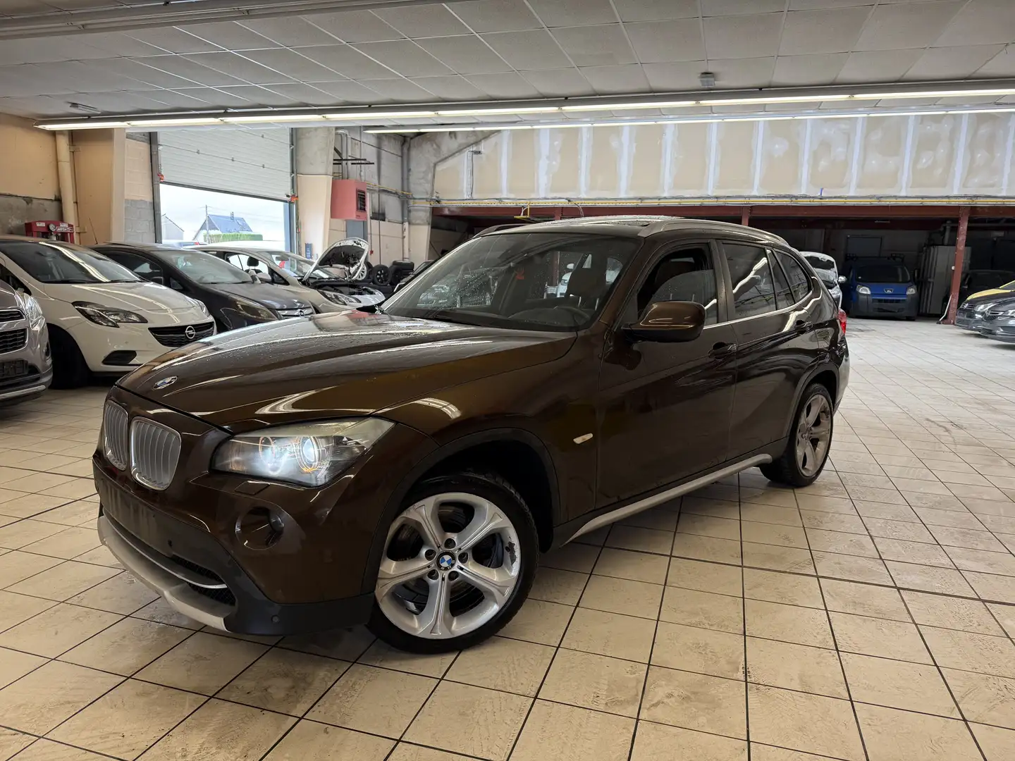 BMW X1 X1 2.0 dA  XDrive23 204 CHEVAUX!!!!!! Bruin - 2