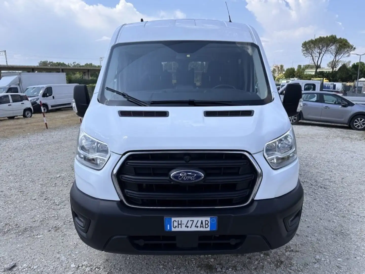 Ford Transit 2.0 EcoBlue 130CV L3H2 9 Posti Trasporto Disabili Weiß - 2