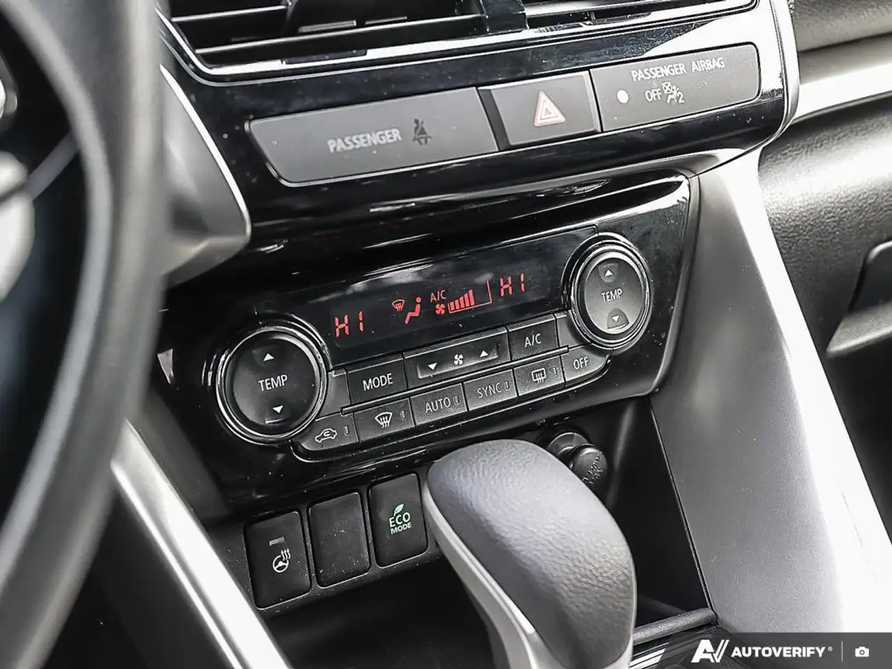 Mitsubishi Eclipse Cross снимка Mitsubishi Eclipse Cross