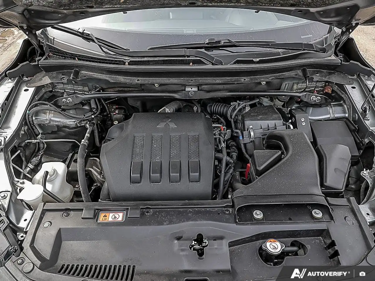 Mitsubishi Eclipse Cross снимка Mitsubishi Eclipse Cross