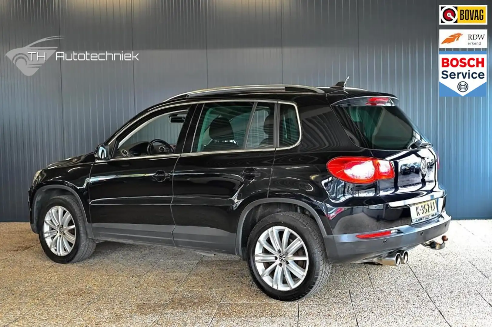Volkswagen Tiguan 1.4 TSI Sport&Style 4Motion Schwarz - 2