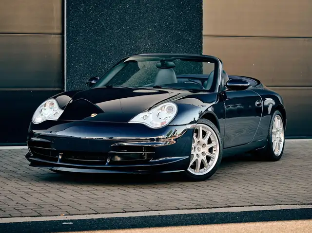 Porsche 996 996.2 Carrera Tiptronic Volleder/PCM2/Litronic/18" Classic wheels