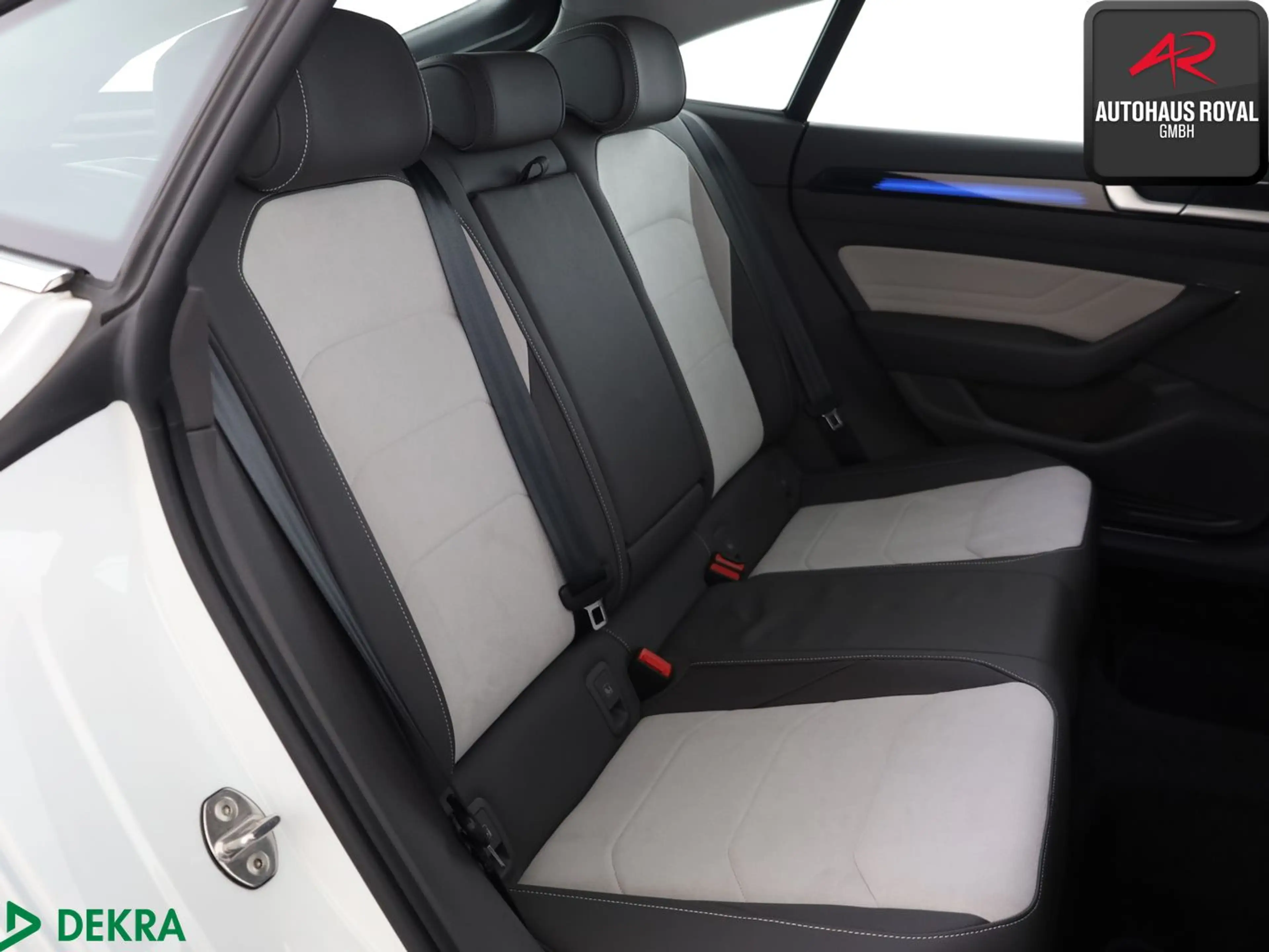 Volkswagen Arteon 2.0 TDI 4M R LINE 18Z HUD,360,MASSAGE,ACC — photo 12