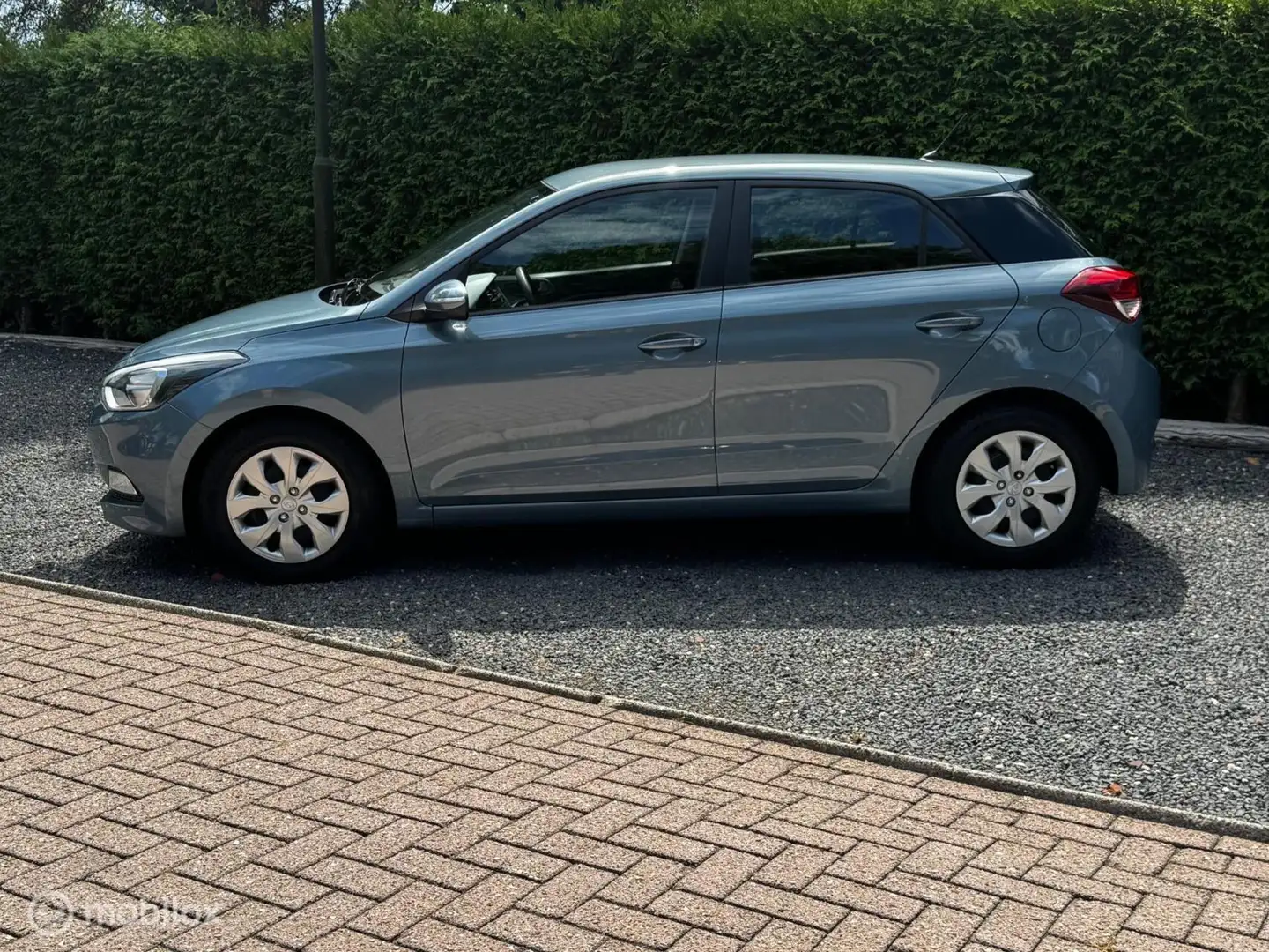 Hyundai i20 1.2 HP i-Motion AIRCO/SOUNDSYSTEM Blauw - 2